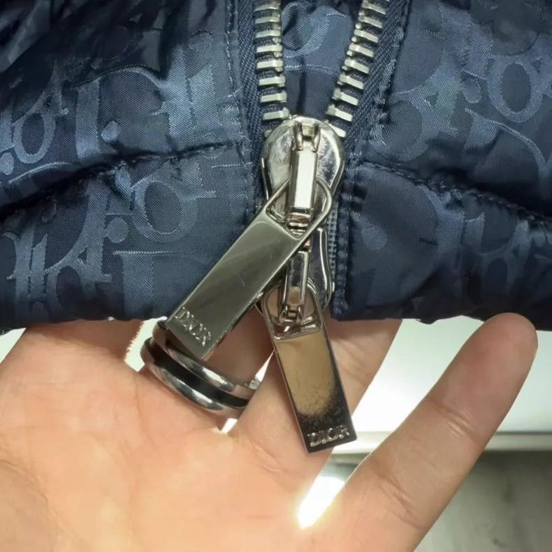 Dior Dior Oblique Logo Puffer Jacket Navy Blue-2505 Size US L / EU 52-54 / 3 - 3 Thumbnail