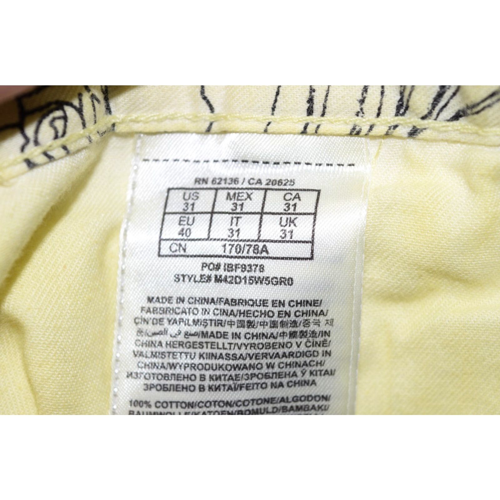 Guess VINTAGE GUESS MEN'S CHINO Shorts 31 Yellow 100% Cotton Lightweight Casual 90s Retro USA Mens Size US 31 - 3 Thumbnail