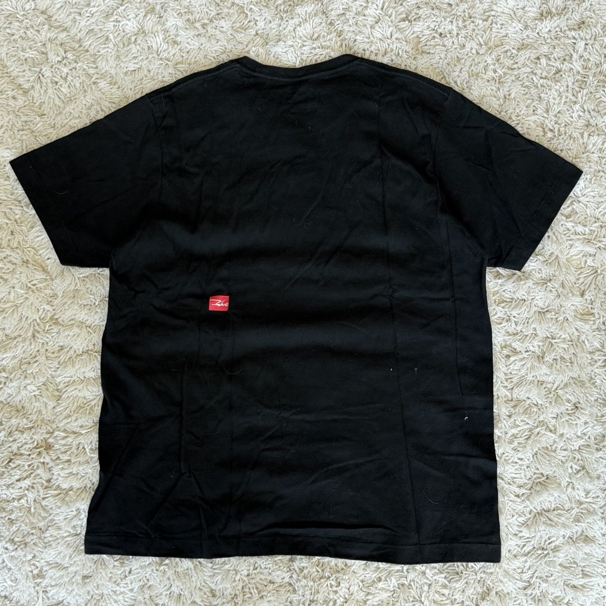 Futura × Uniqlo Size XL (fits like an M) Futura x Uniqlo T-Shirt Japanese Size US XL / EU 56 / 4 - 7 Thumbnail