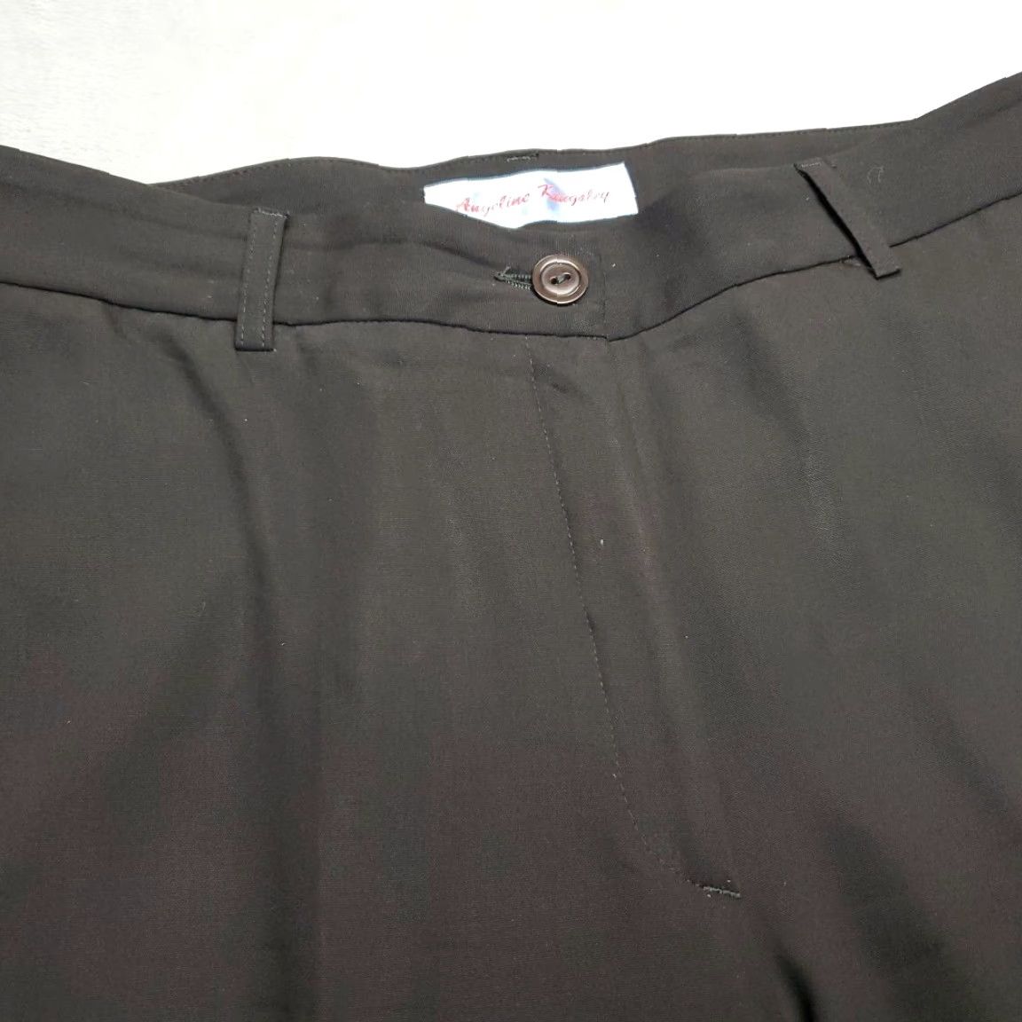 Vintage Angeline Kingsley Pants Womens 12 Black 98% Wool Blend Cuffed Cropped VTG France Dress Pants Casual Retro Classic Pockets Zip Front Flat Front Womens Size 34" / US 12 / IT 48 - 4 Thumbnail
