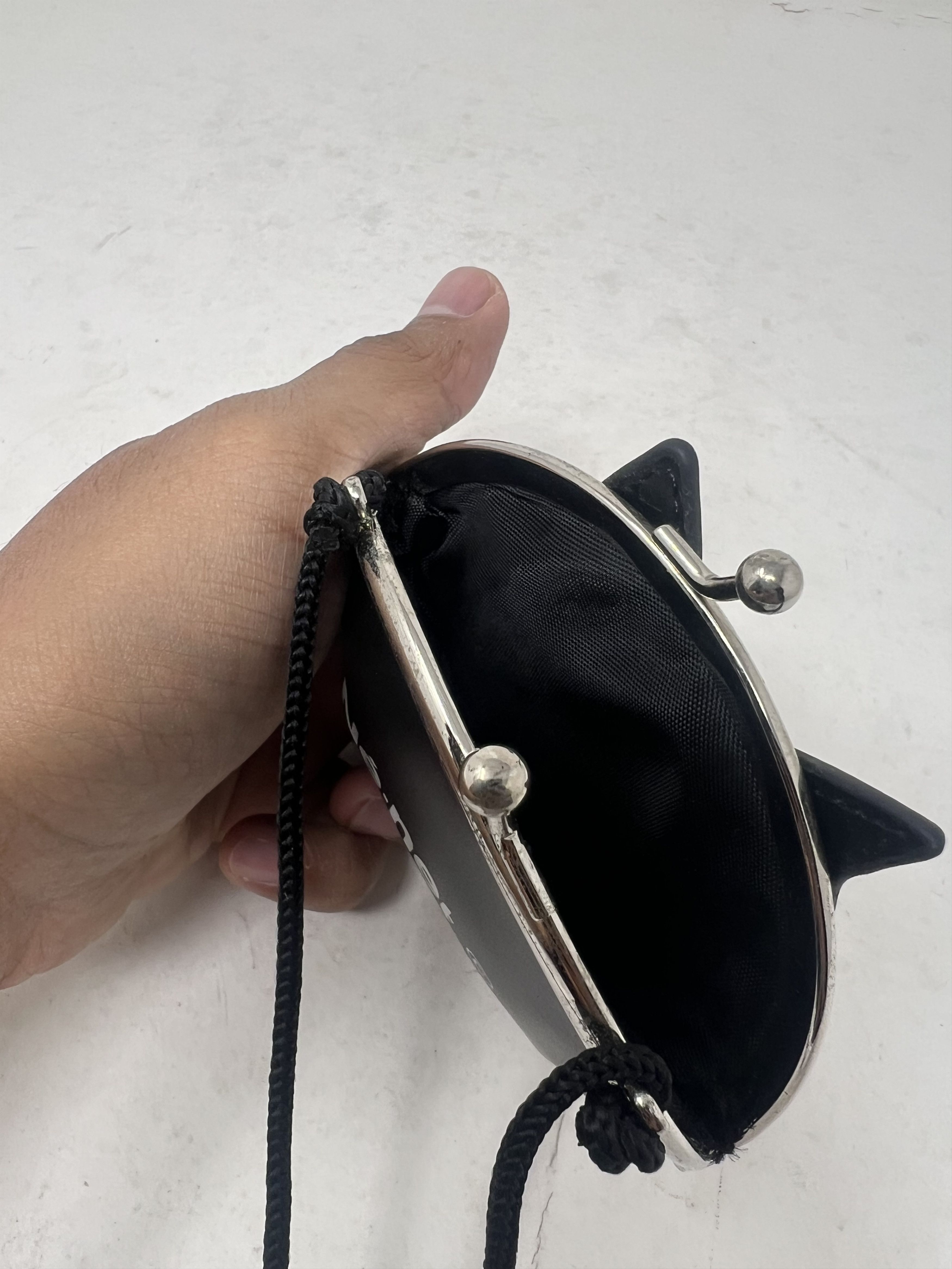Ne-Net Ne-Net Cat Mini Coin Purse with Kiss Lock Size ONE SIZE - 15 Thumbnail