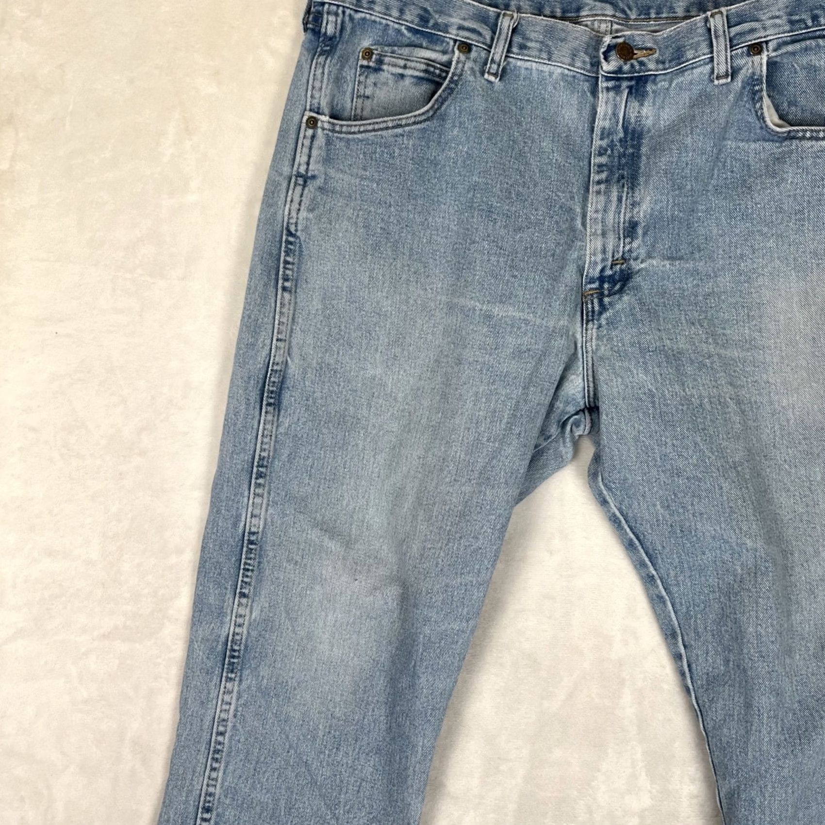 Wrangler VINTAGE Wrangler Cowboy Cut Jeans Blue Denim 38x32 Regular Light Wash 5-Pocket Mens Jeans Cowboy 90s Space Size US 38 / EU 54 - 4 Thumbnail