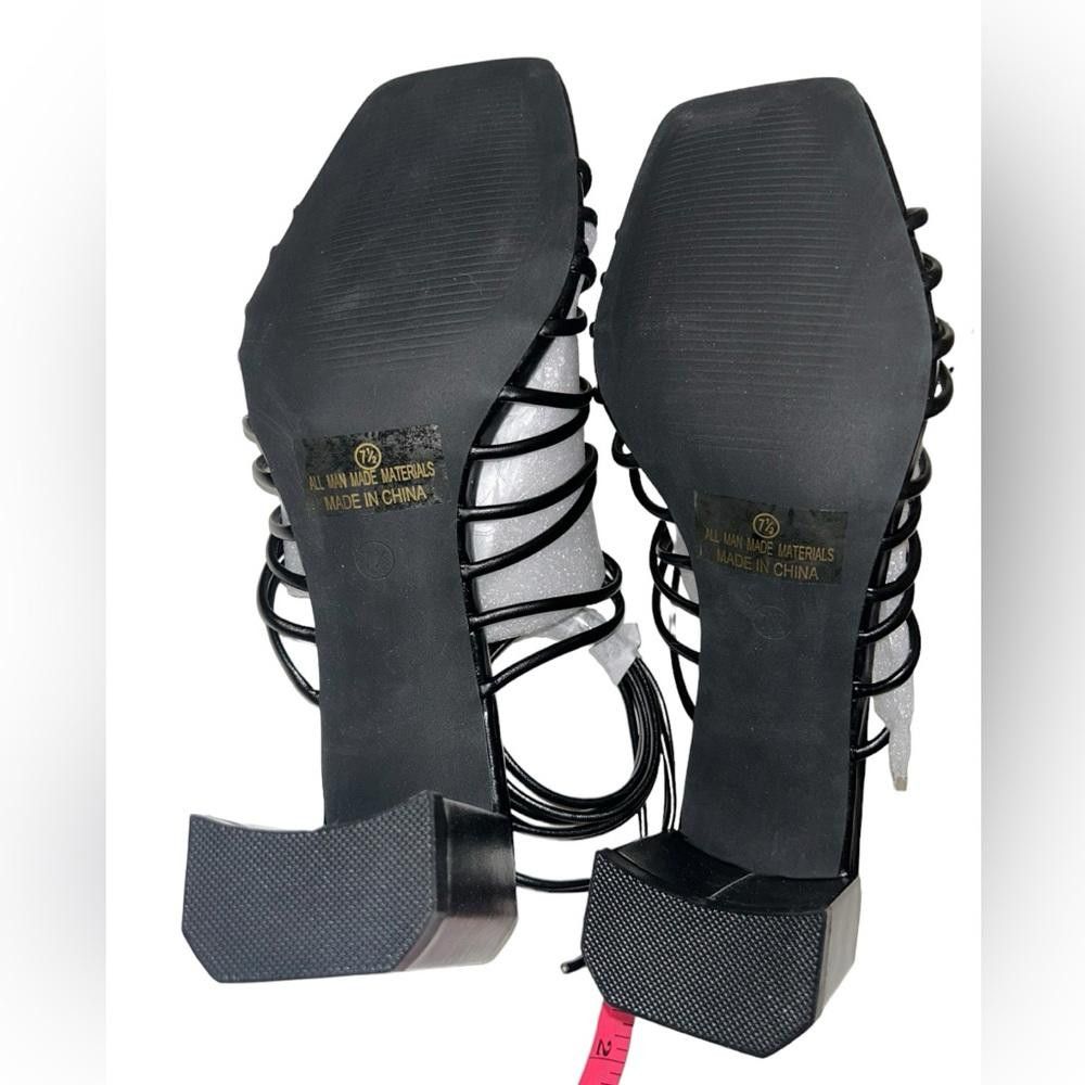 Lulus Lulus l NWT Finu Lace Up Heeled Sandals Size 7.5 Size US 7.5 / IT 37.5 - 8 Thumbnail