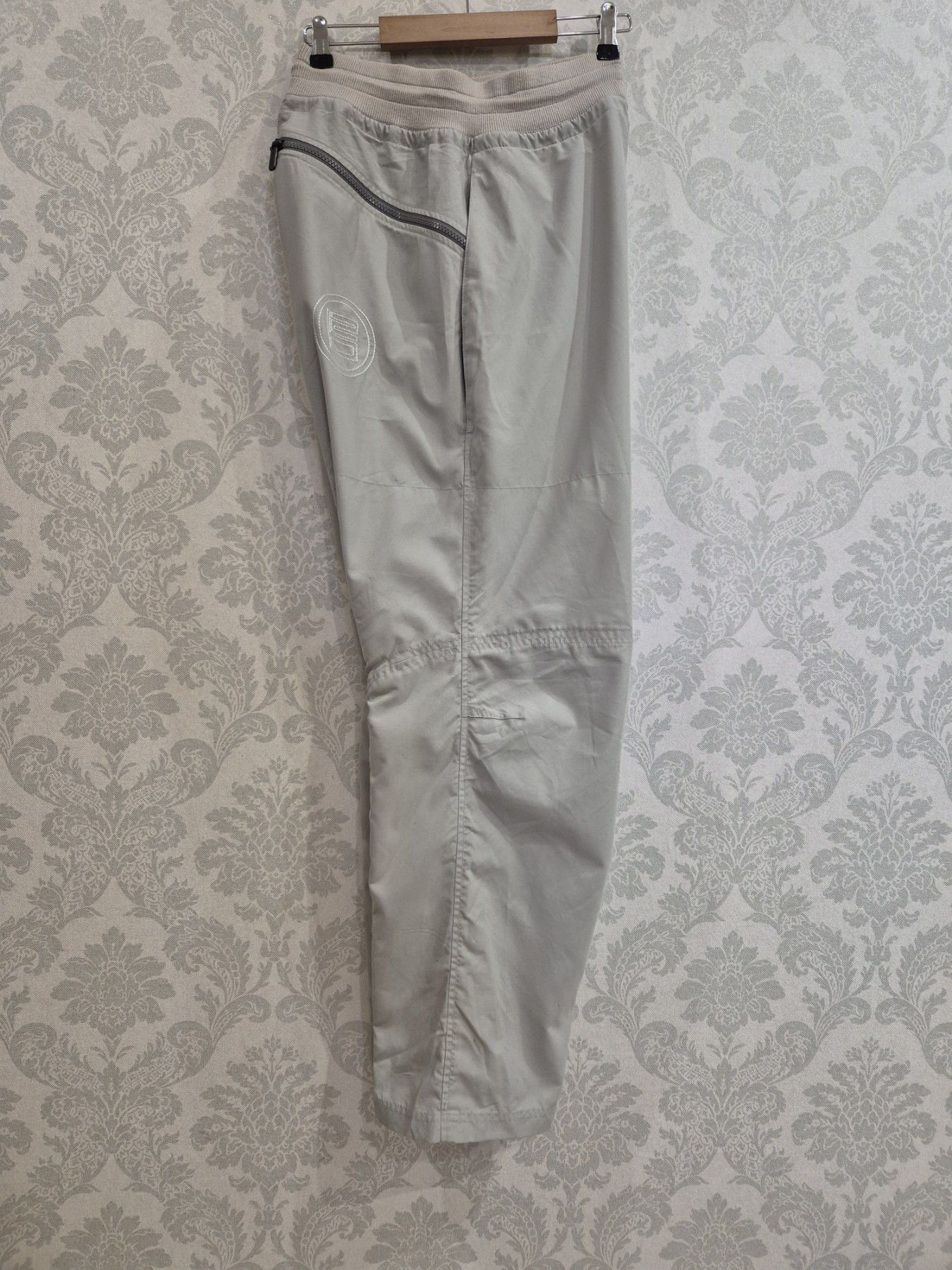 Nike Vtg Nike LeBron James "Witness" Tech Pants Grey Y2K 2000s Size US 34 / EU 50 - 3 Thumbnail