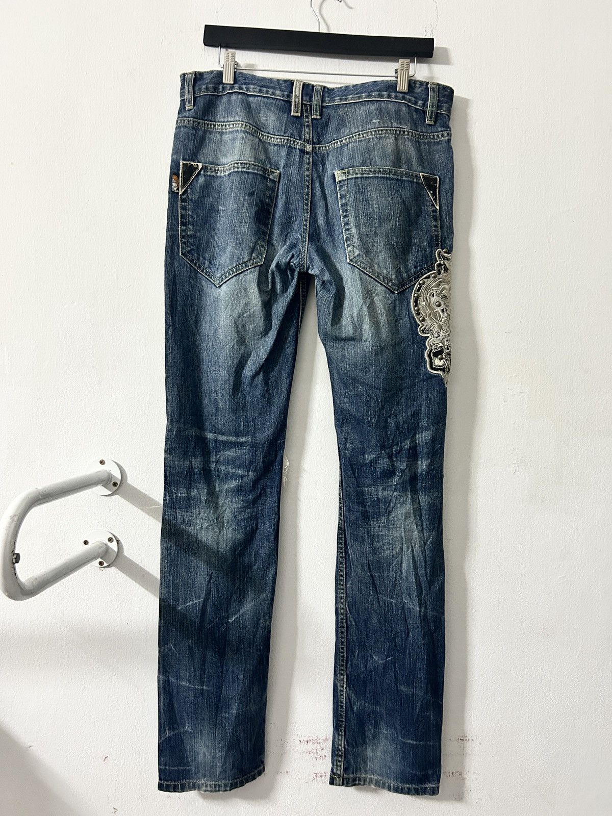 Japanese Brand × Vintage Vintage Jizo Bosatsu Jeans Big Embroidery Size US 34 / EU 50 - 6 Thumbnail