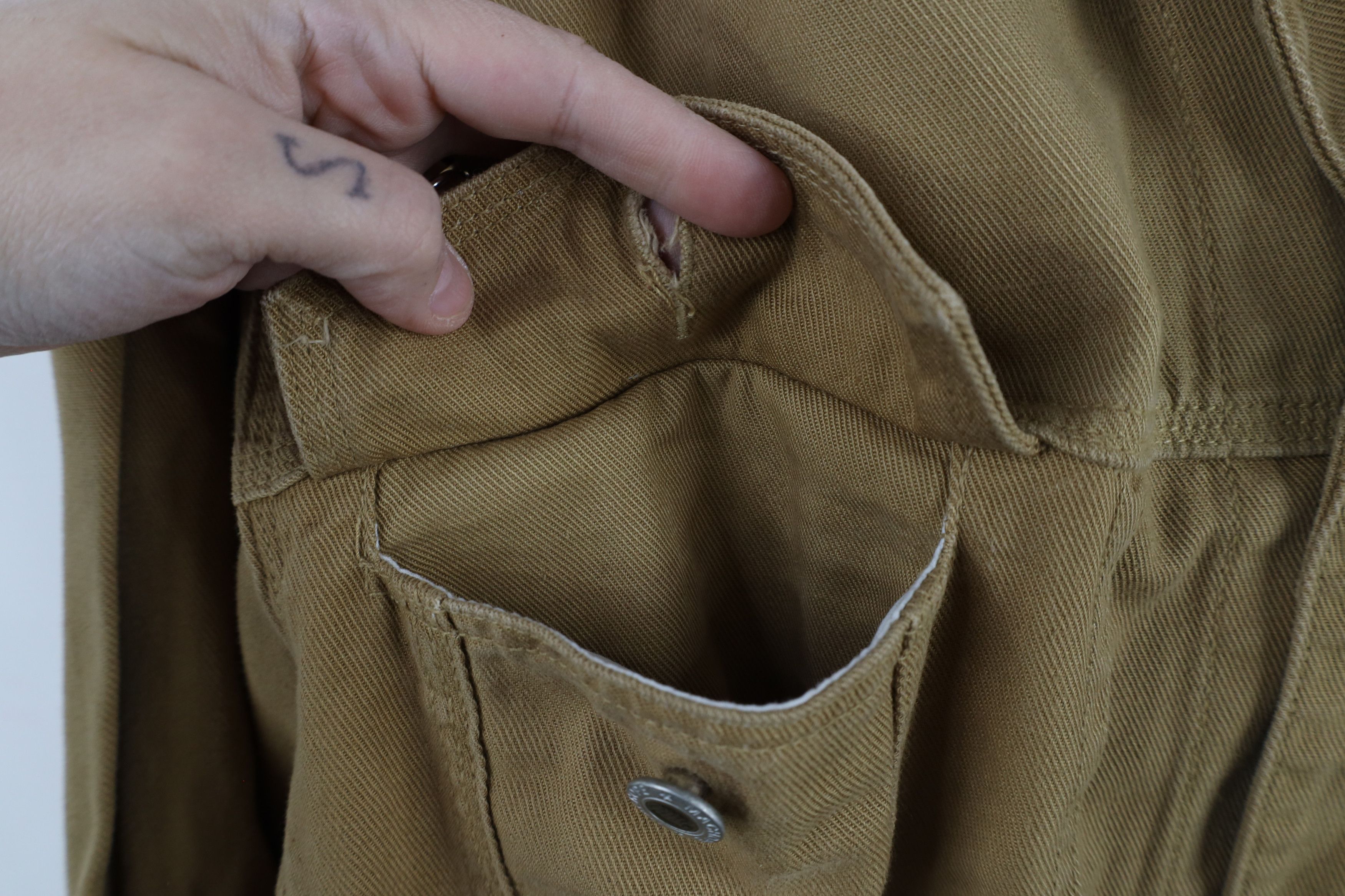 Vintage Vintage 90s Streetwear Corduroy Collar Denim Trucker Jacket Size US L / EU 52-54 / 3 - 5 Thumbnail