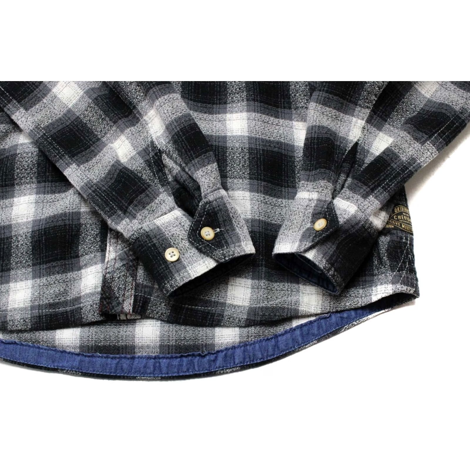 Vintage CHEVIGNON Legend Label Regular Shirt Men's MEDIUM Plaid Button-Up Grey Casual Vintage? Size US M / EU 48-50 / 2 - 5 Thumbnail
