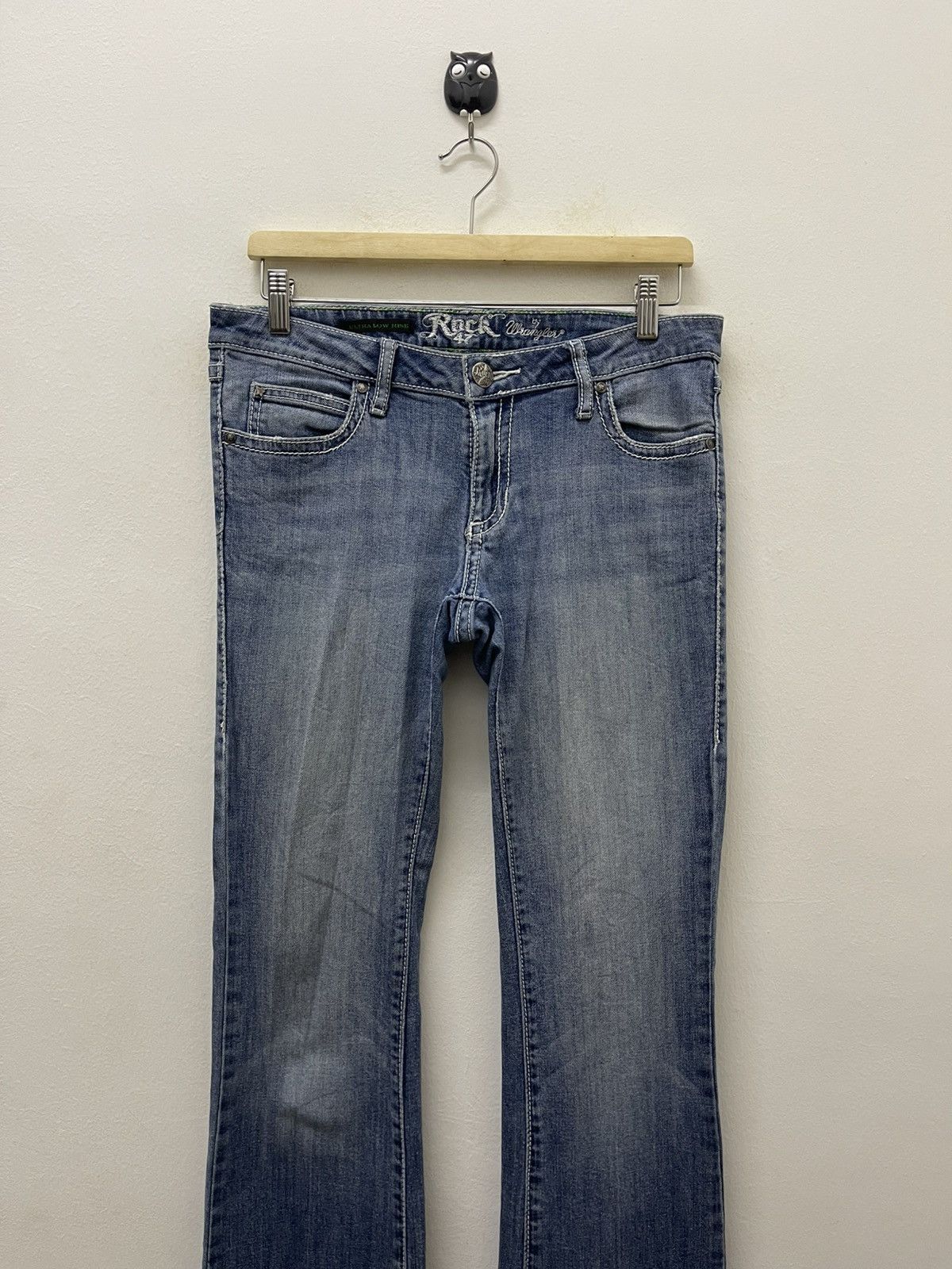 Wrangler Rare Vintage ROCK 47 By Wrangler Ultra Low Rise Flare Size US 31 - 9 Thumbnail