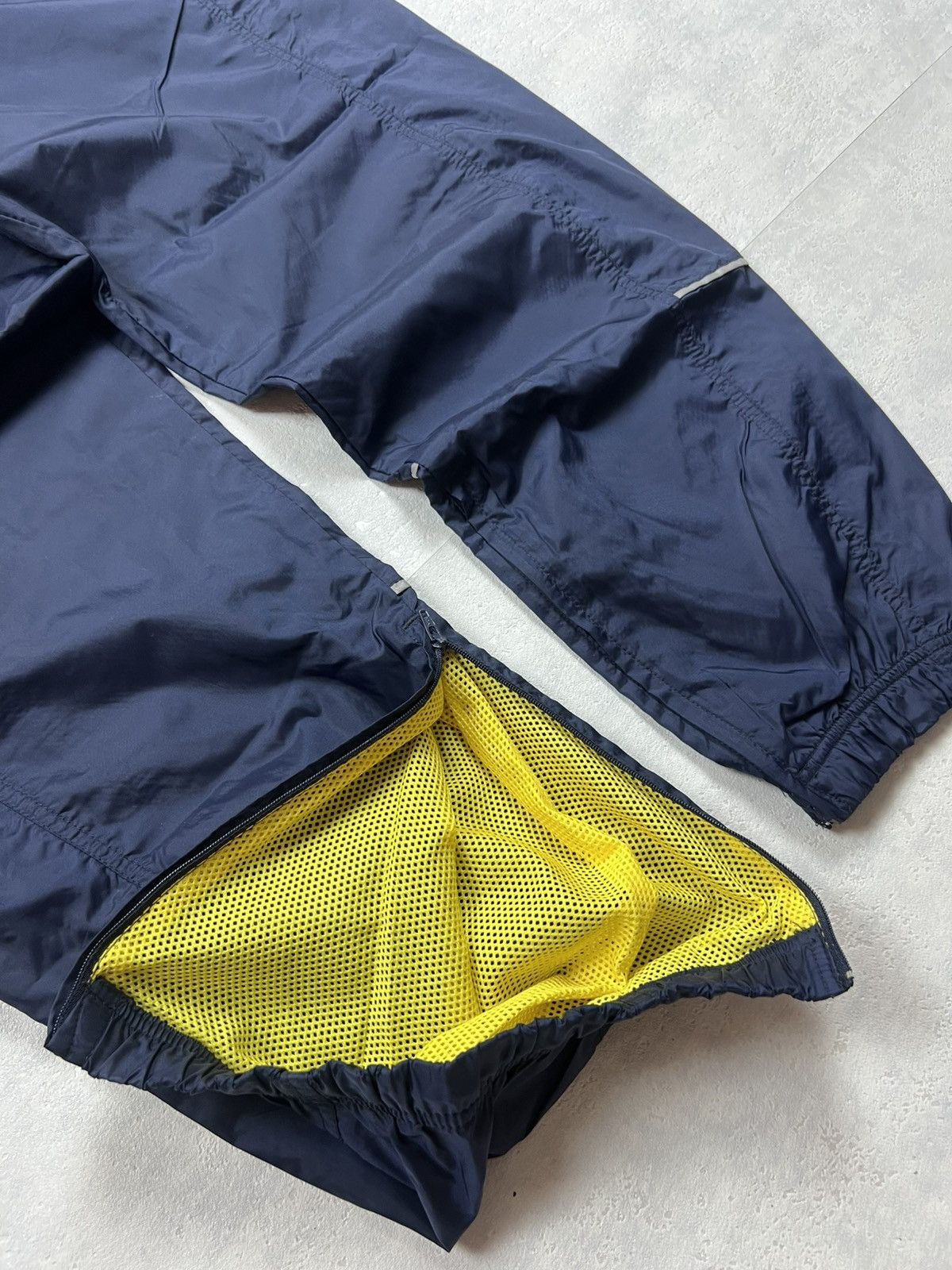 Nike 90s Nike Retro Logo Vintage Y2K Parachute Nylon Pants Size US 30 / EU 46 - 7 Thumbnail