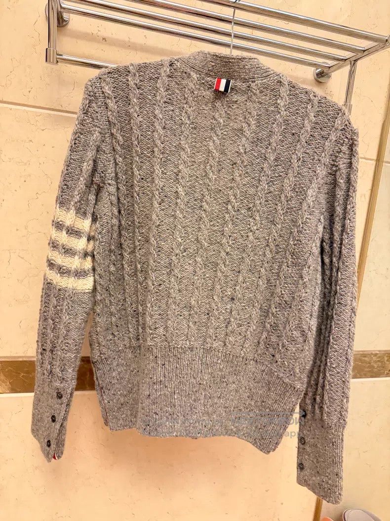 Thom Browne Thom Browne Gray coarse knit cardigan with four stripes Size US M / EU 48-50 / 2 - 6 Thumbnail