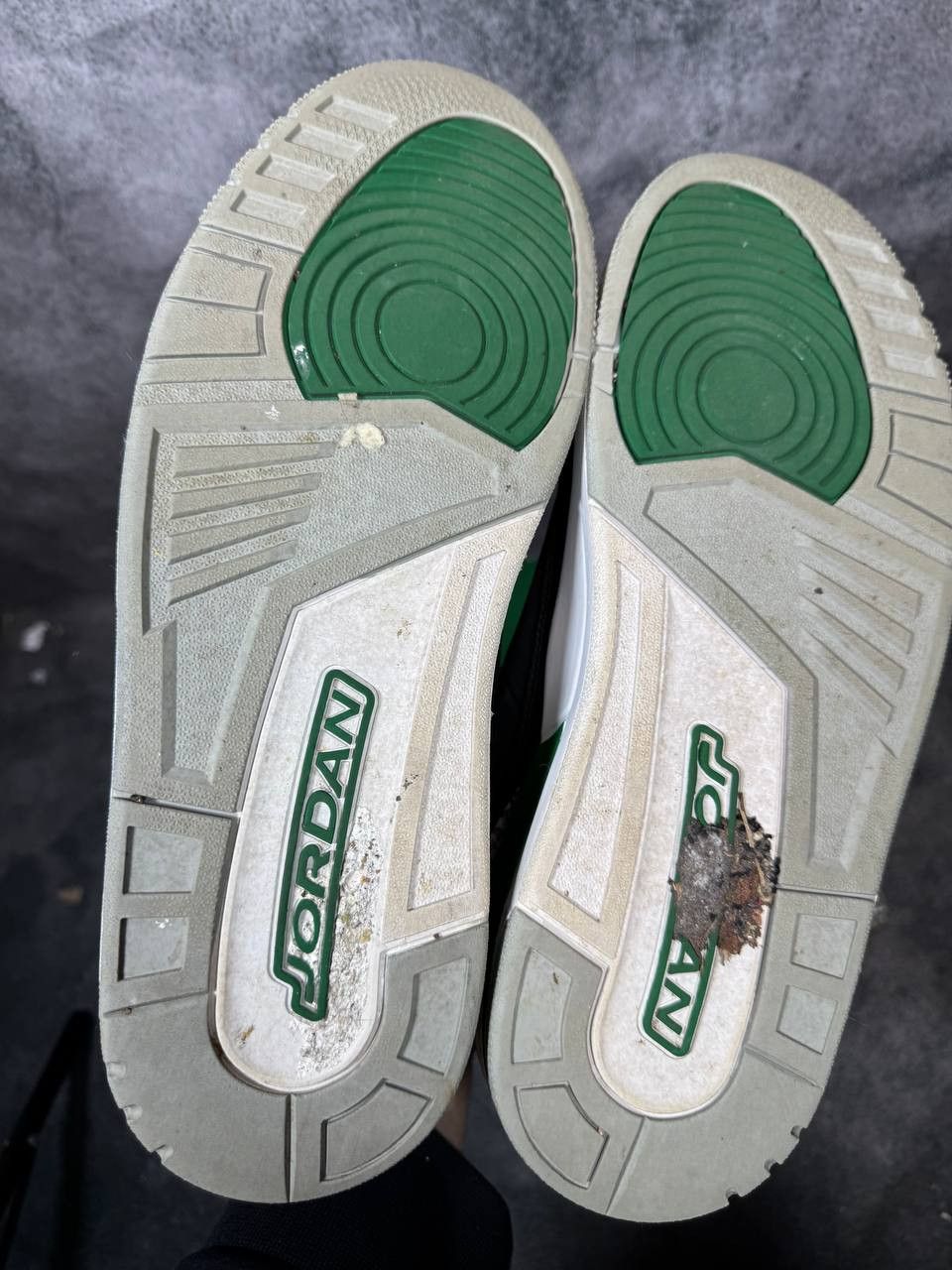 Jordan Brand Size 12 | Jordan 3 Pine Green With Box | Pre-Owned Size US 12 / EU 45 - 4 Thumbnail