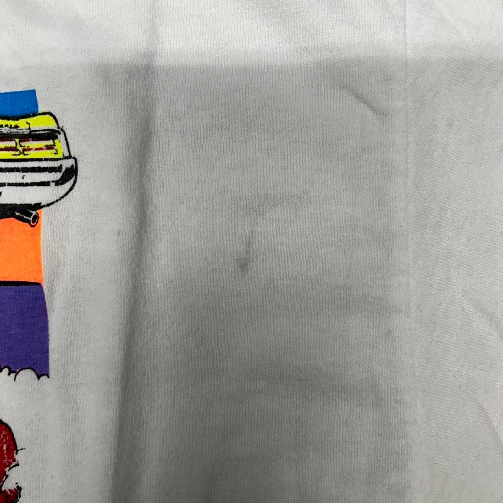 Gildan Y2K white Prowlin Tiger car graphic t-shirt Size US L / EU 52-54 / 3 - 3 Thumbnail