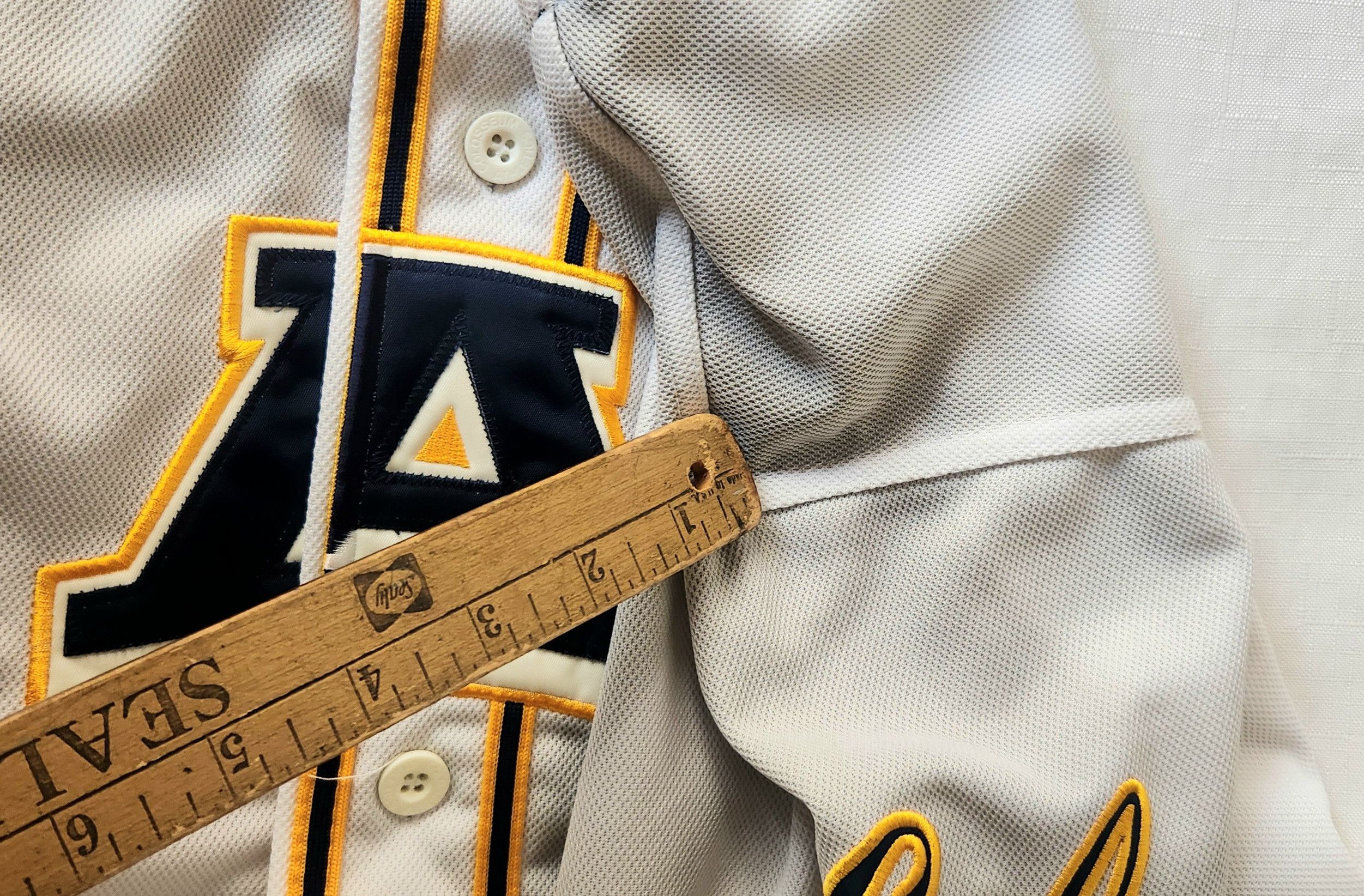 Colosseum Athletics Cal Golden Bears Jersey Home Baseball Colosseum NCAA 90s Size US L / EU 52-54 / 3 - 12 Thumbnail
