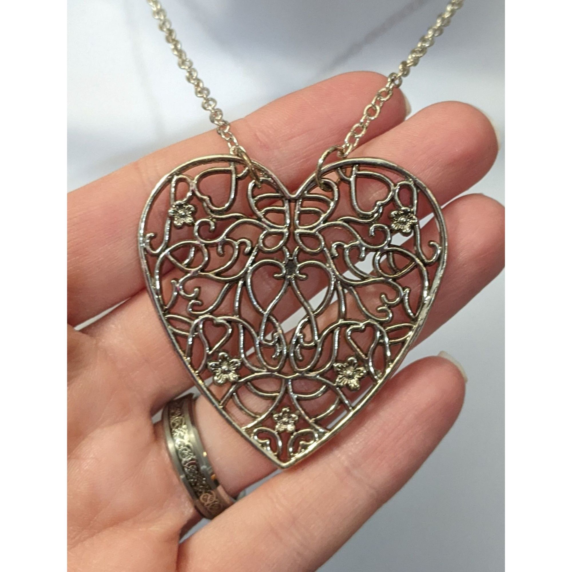 Other Silver Floral Filigree Heart Pendant Necklace Size ONE SIZE - 2 Thumbnail