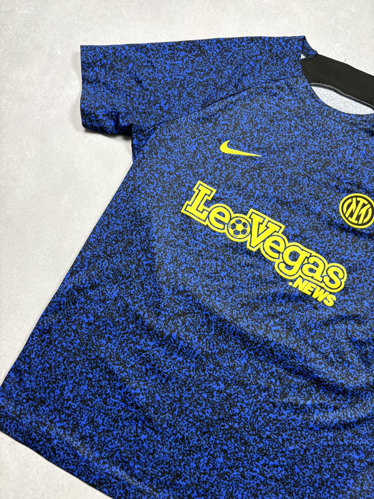 Nike Nike Inter Milan 2023/24 eFootball Training Pre Match Jersey Size US L / EU 52-54 / 3 - 4 Thumbnail