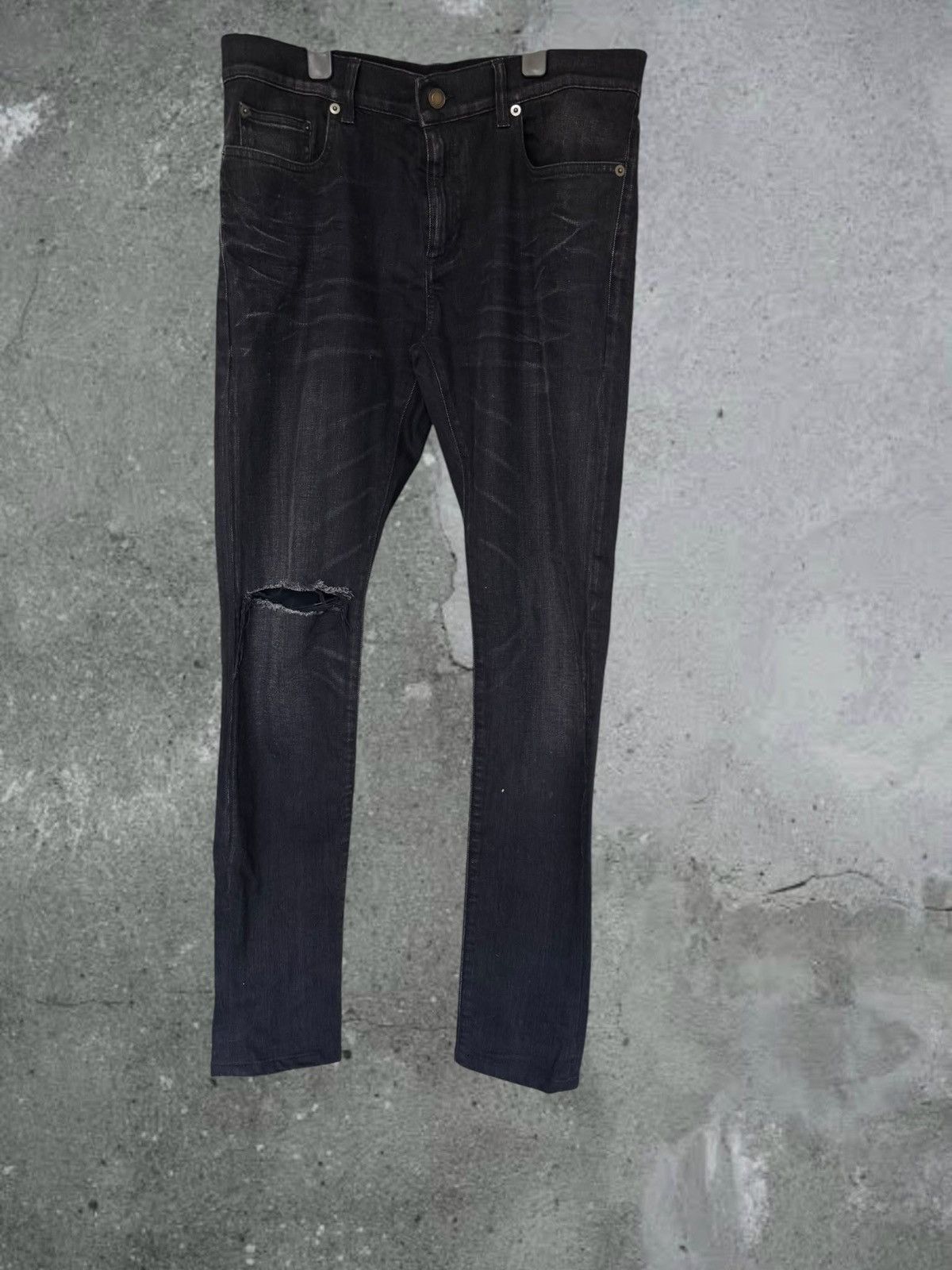 Saint Laurent Fw16 Knee Rip D02 in Black, Men's (Size 32)