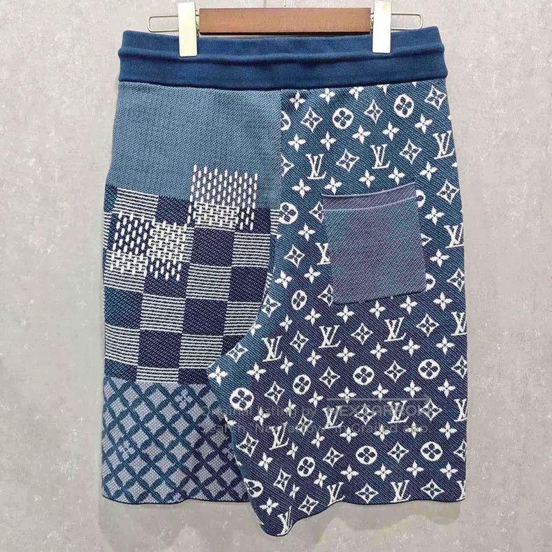 Louis Vuitton Louis Vuitton size l Blue checkerboard full-print knit shor Size US 28 / EU 44 - 3 Thumbnail