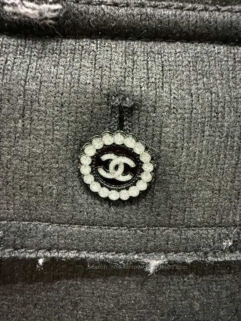 Chanel Chanel Black cashmere blend coat Size XS / US 0-2 / IT 36-38 - 4 Thumbnail