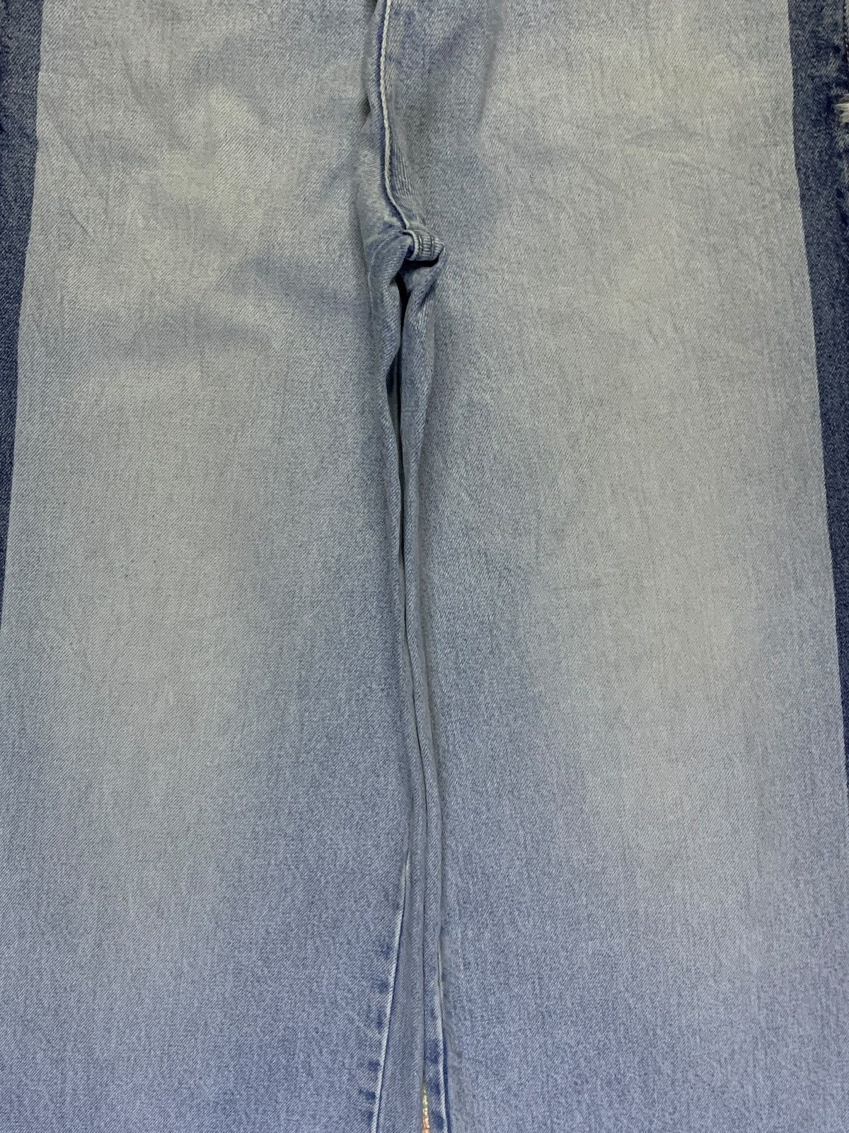 Japanese Brand Vintage Japanese Brand Light Wash Distress Wide Leg Jeans Size 25" / US 0 / IT 36 - 5 Thumbnail