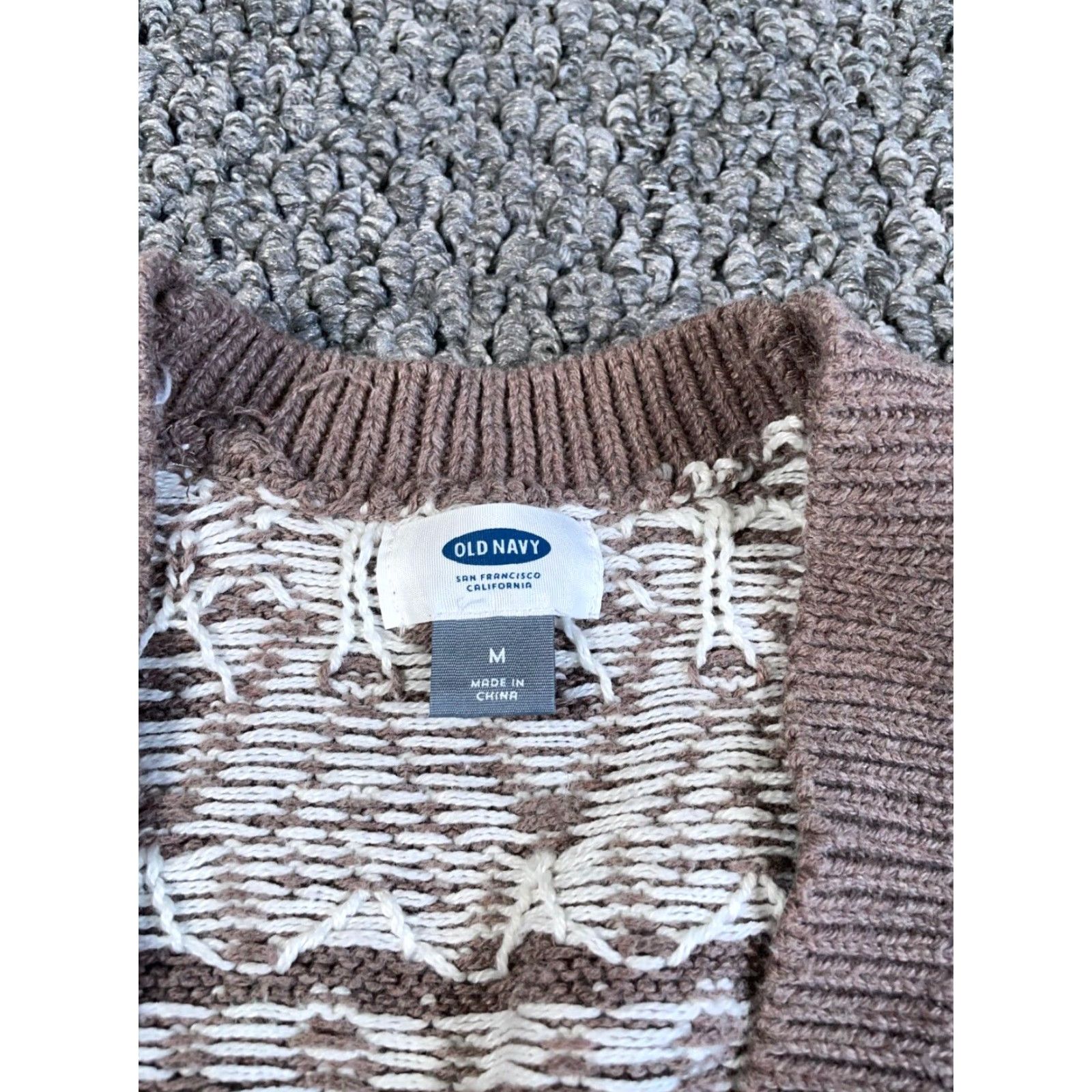 Old Navy Retro Ski Style Cardigan Women's Medium Brown Black Geometric Pattern Sweater Size M / US 6-8 / IT 42-44 - 3 Thumbnail