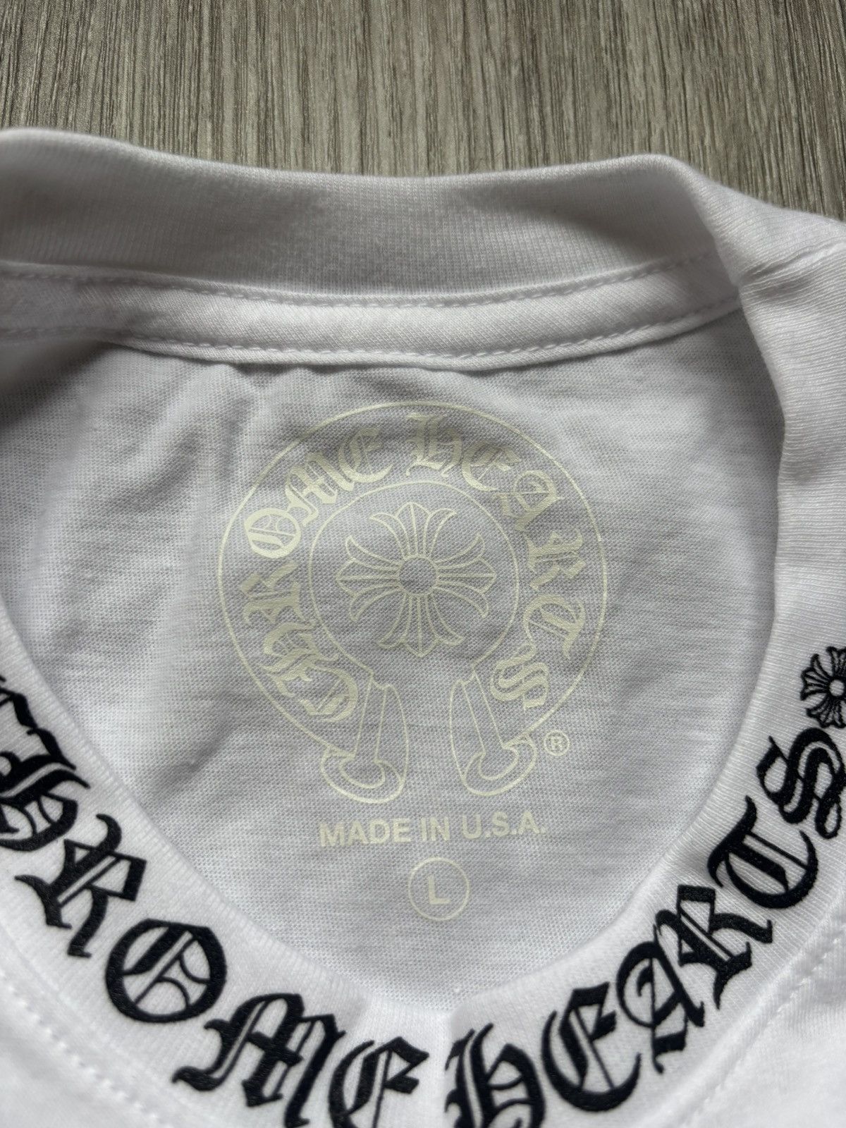 Chrome Hearts Chrome Hearts White Neck Logo Tee Size US L / EU 52-54 / 3 - 6 Thumbnail