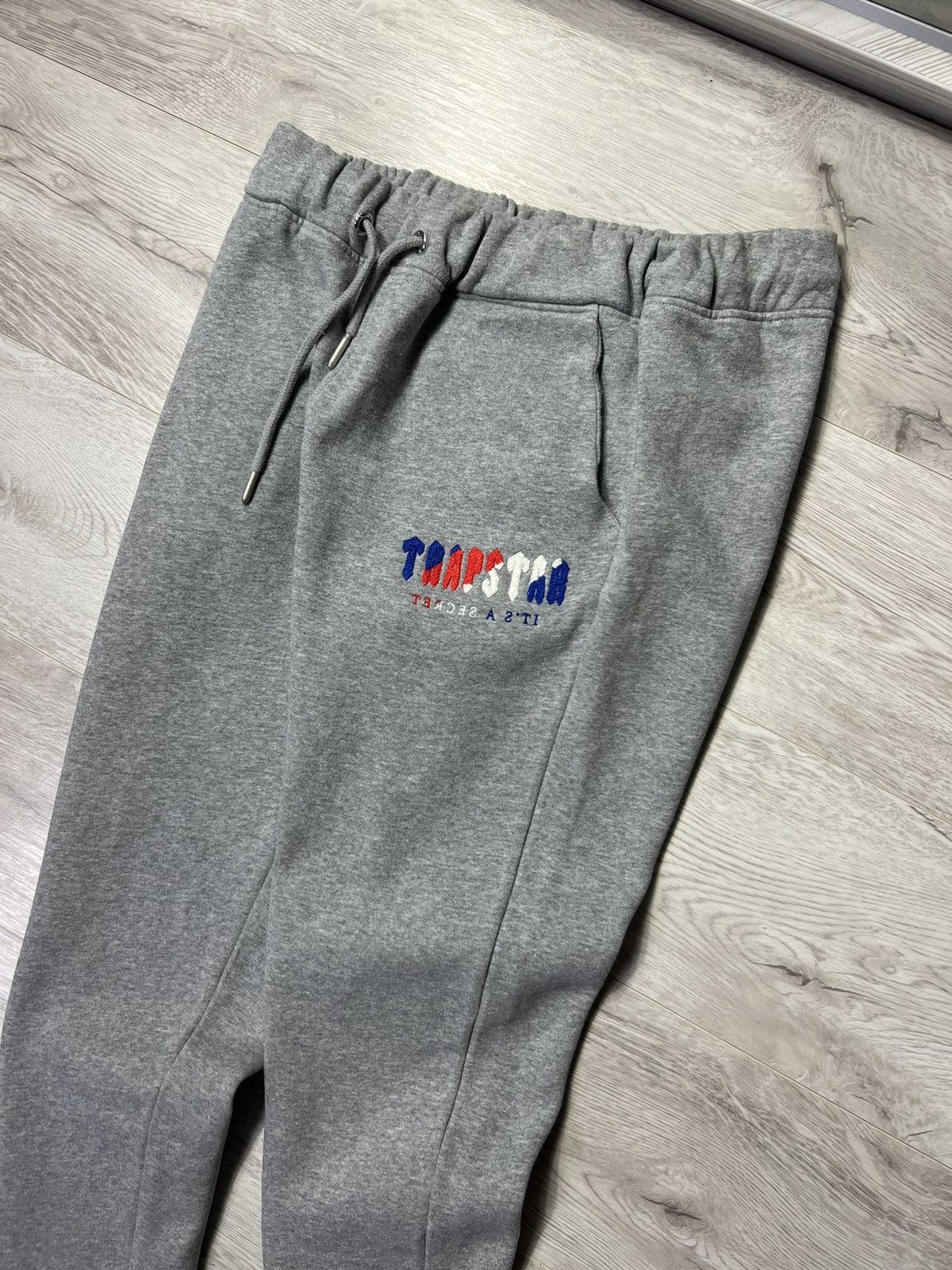 Trapstar London Rare Grey Chenille Trapstar London Tracksuit Hoodie + Pants Size US M / EU 48-50 / 2 - 14 Thumbnail
