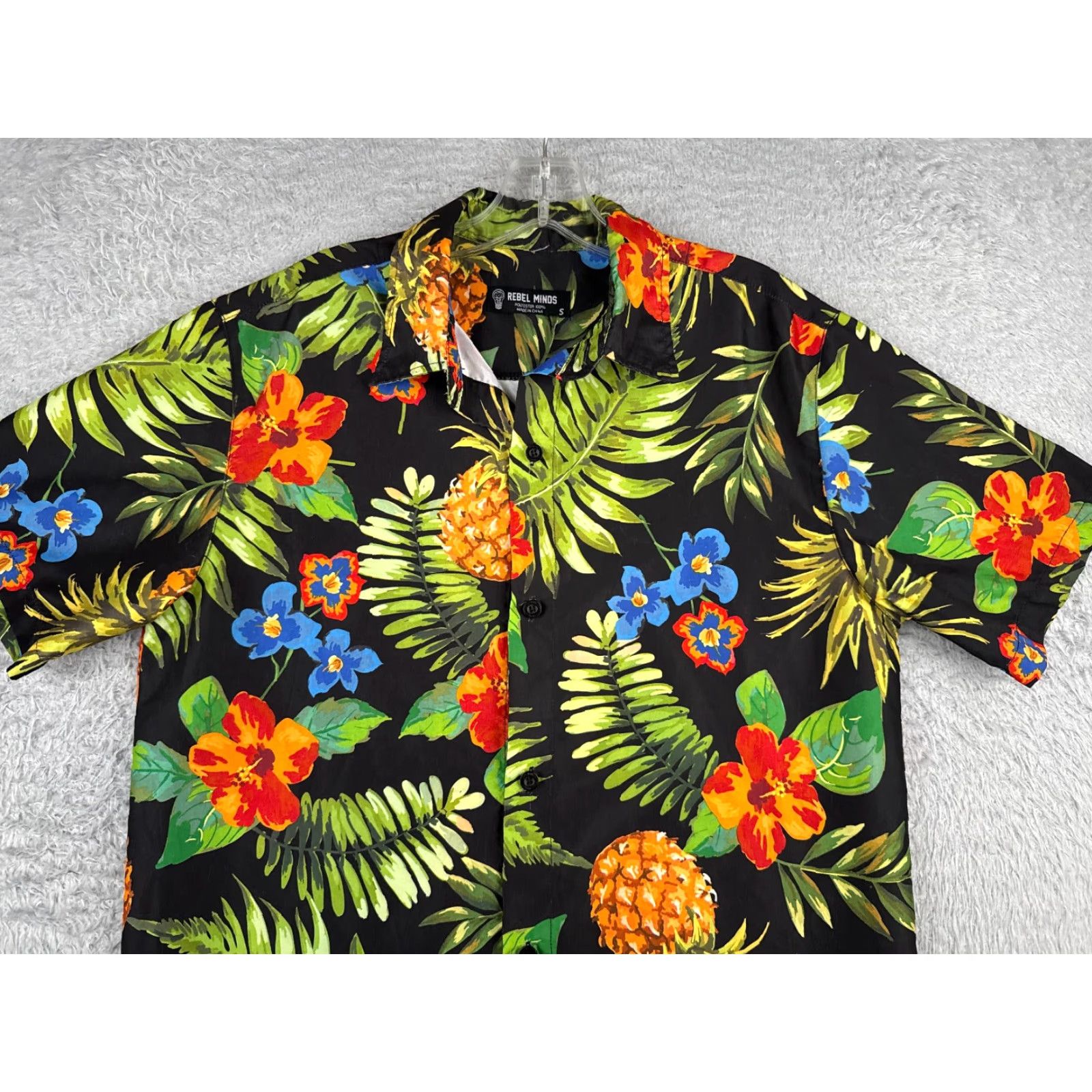 Vintage Rebel Minds Shirt Men Small Black Floral Hawaiian Button-Up 100% Polyester Size US S / EU 44-46 / 1 - 4 Thumbnail