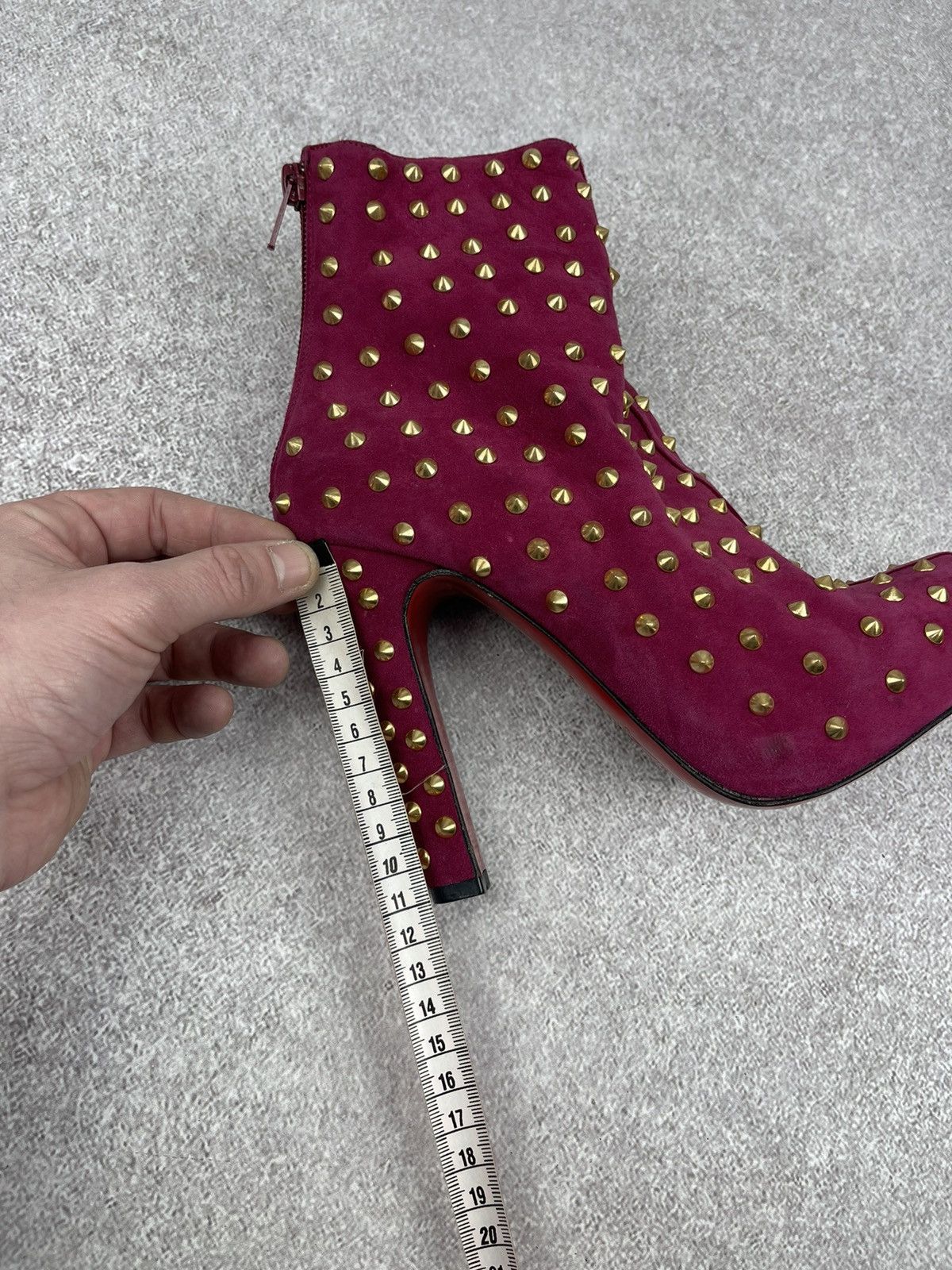Christian Louboutin Christian Louboutin Ariella Clou Pink Suede Ankle Boots Size US 7.5 / IT 37.5 - 15 Thumbnail