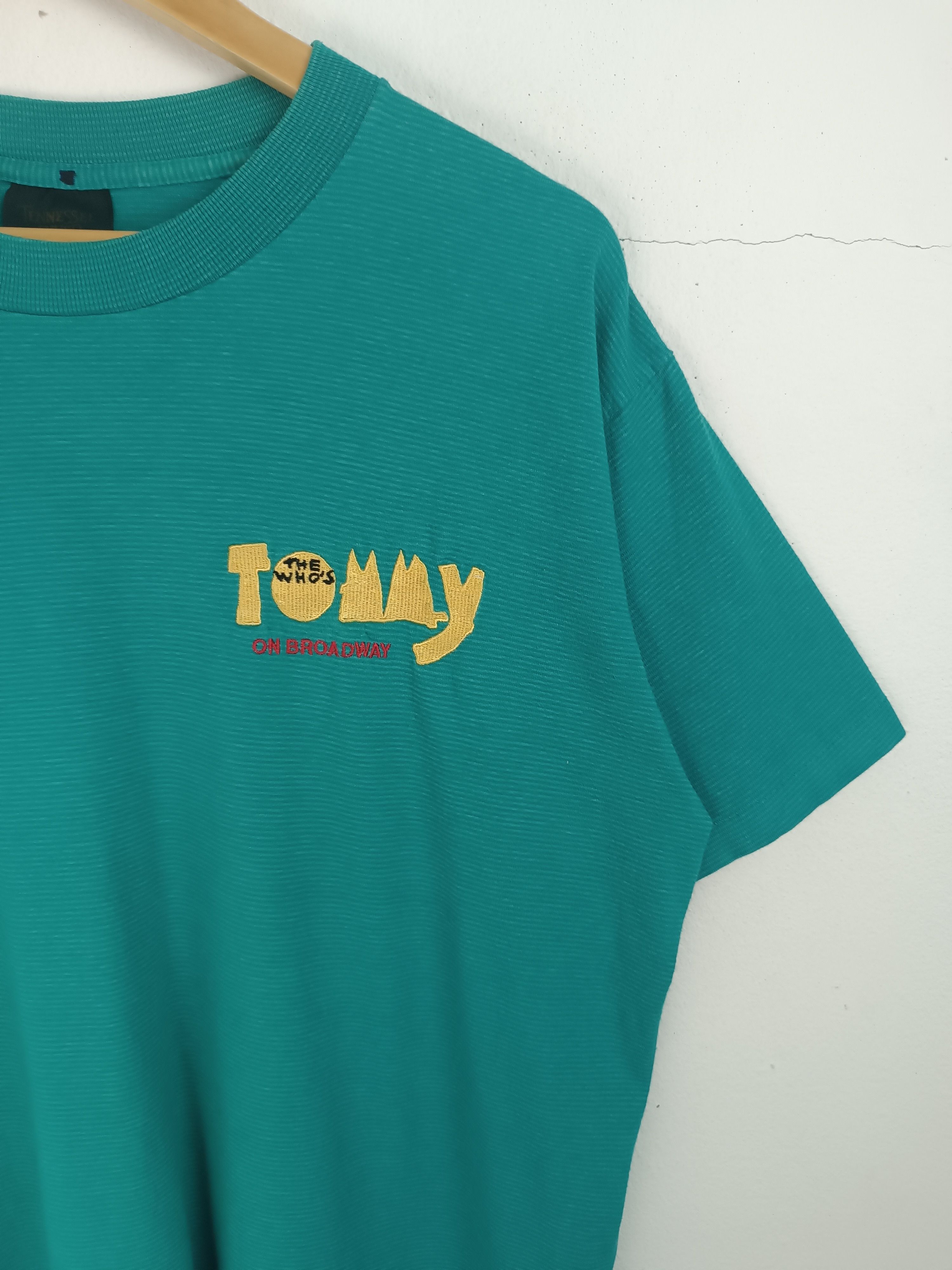Vintage VINTAGE 90'S TOMMY THE WHO BROADWAY TEE kinks beatles stones Size US L / EU 52-54 / 3 - 6 Thumbnail