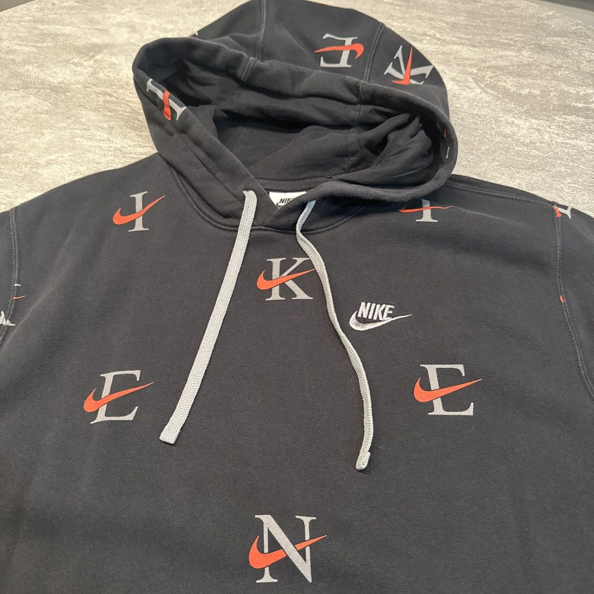 Nike Nike NSW Club AOP Pullover Hoodie Black Sweatshirt Y2K Style Size US L / EU 52-54 / 3 - 2 Thumbnail