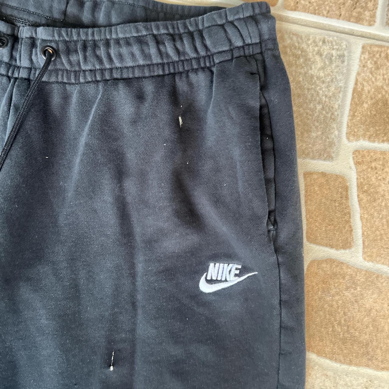 Nike Vintage/Y2K Black Nike Sweats / Joggers Good Quality with slight paint stains Size US 32 / EU 48 - 2 Thumbnail
