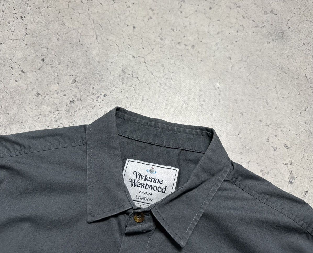 Vivienne Westwood Vivienne Westwood Luxury Button Short Sleeve Shirt Size M Size US M / EU 48-50 / 2 - 7 Thumbnail