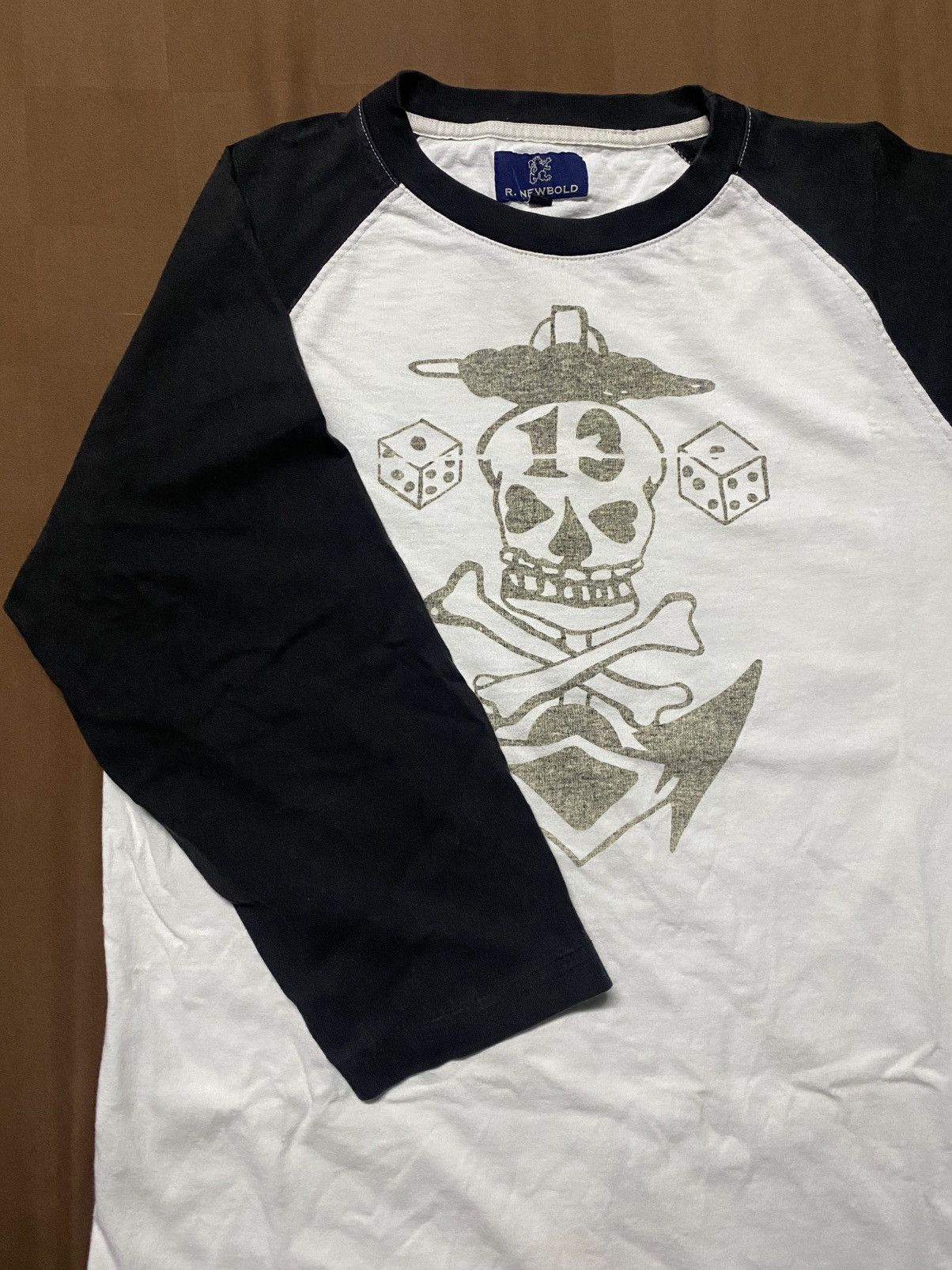 R.Newbold R.Newbold Raglan 3 Quarter Skull Tee Size US S / EU 44-46 / 1 - 3 Thumbnail
