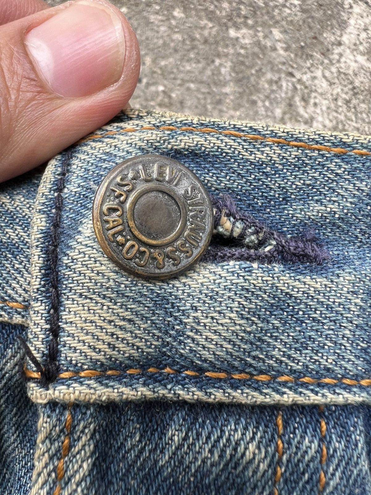 Levi's Vintage 80’s Levi’s 501 Distress Mud Wash Jean Very Rare Size US 31 - 14 Thumbnail