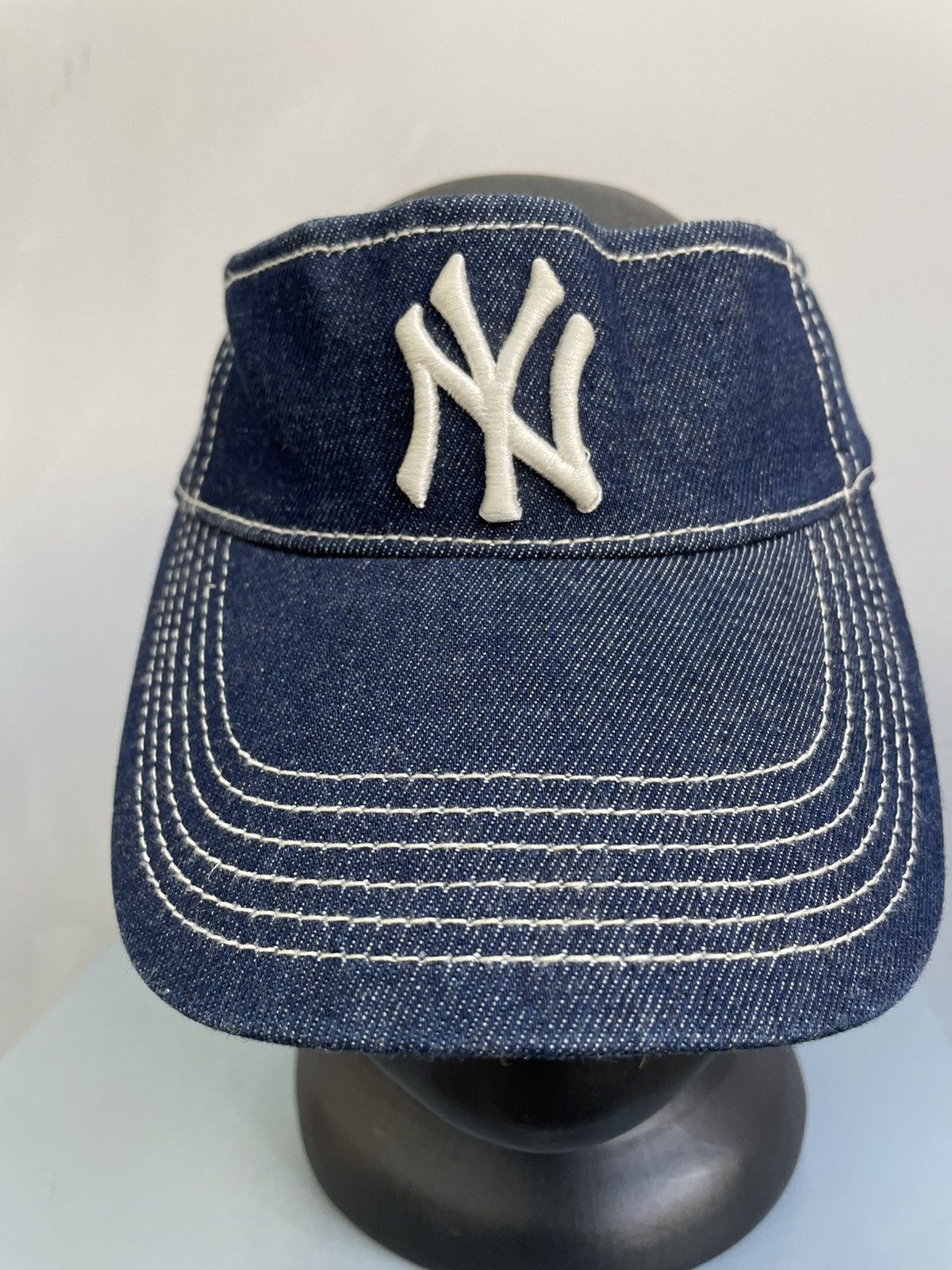 New York Yankees Vintage New York Yankees visor cap hat hype rare Size ONE SIZE - 7 Thumbnail