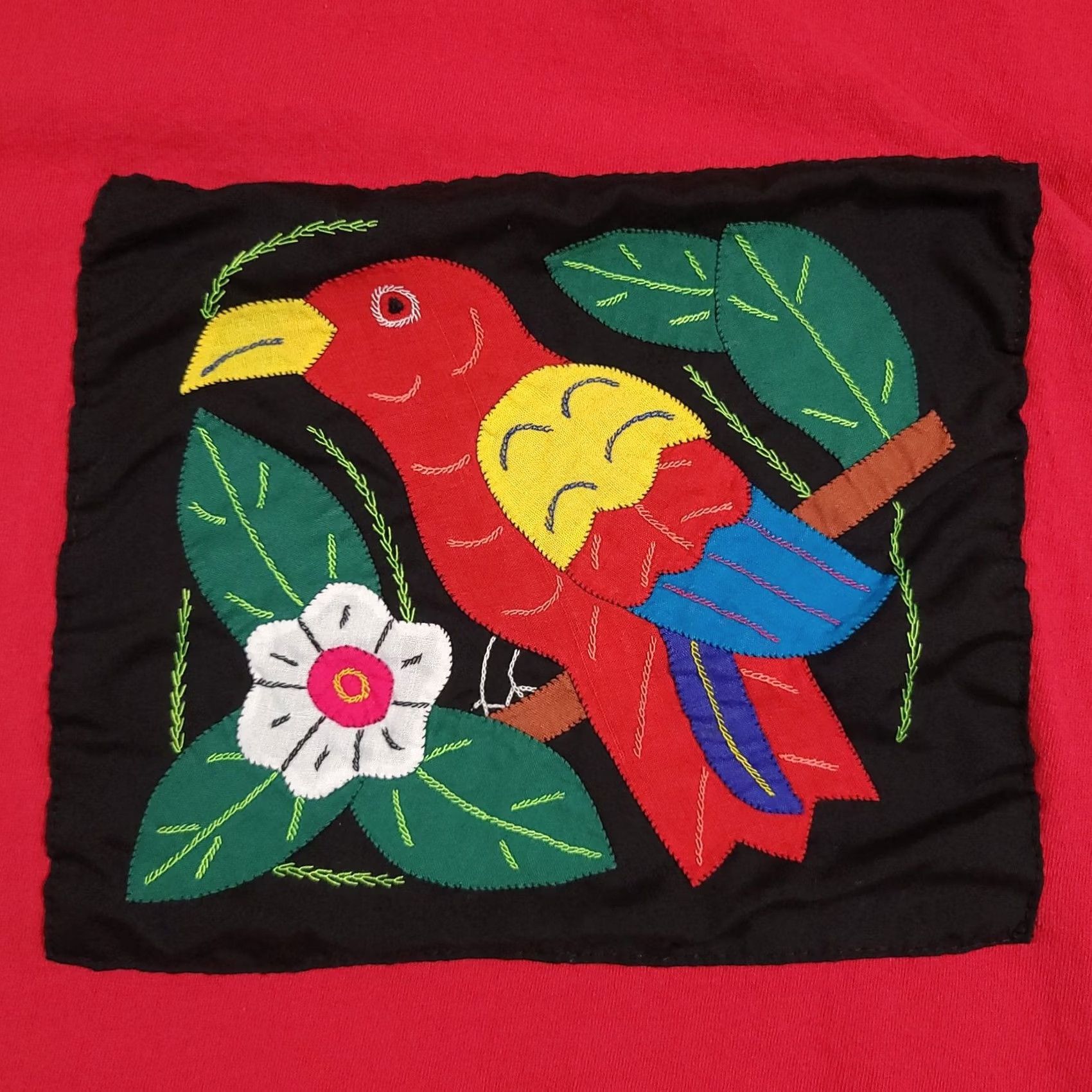 Vintage VINTAGE My Name Is Panama Shirt Mens Large Red Parrot Bird Mola Applique Embroidered Tee Size US L / EU 52-54 / 3 - 4 Thumbnail