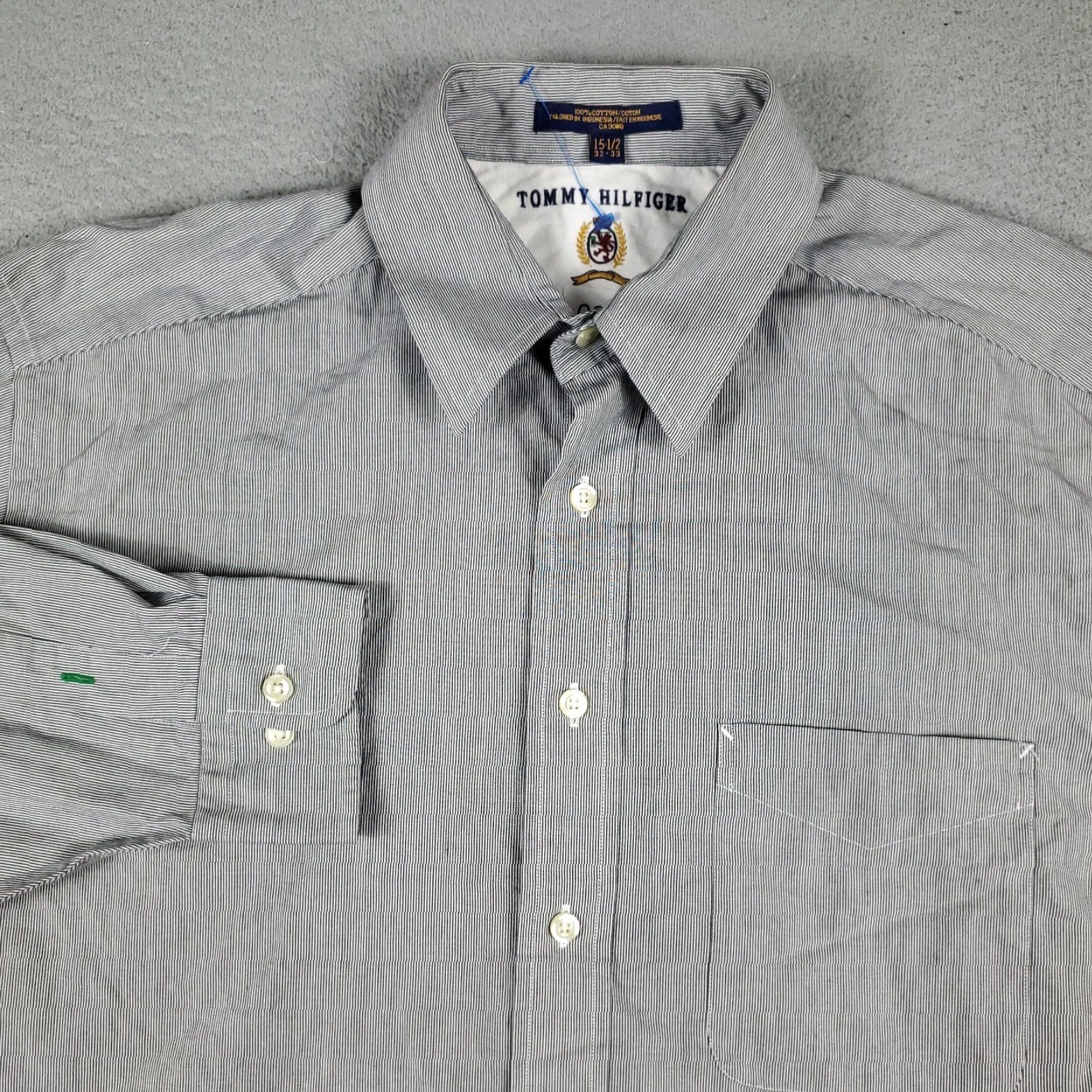 Tommy Hilfiger VINTAGE Tommy Hilfiger Shirt Mens 15.5 Gray Dress Long Sleeve Button Up Collared Business Casual 15.5 in Pockets Modern Preppy Mens Size 40R - 2 Thumbnail