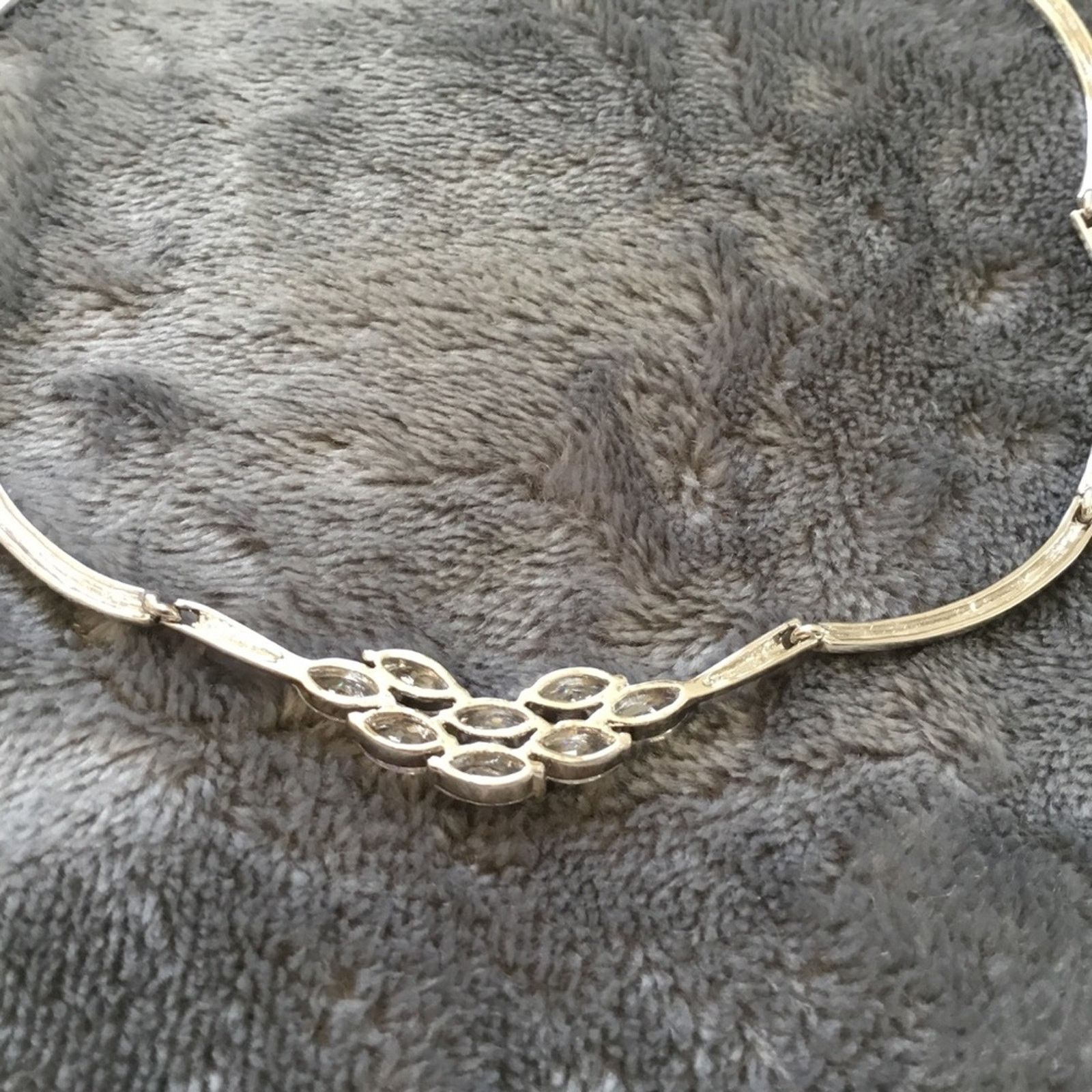 Other Sterling Silver Oval Flower Crystal Statement Necklace Size ONE SIZE - 8 Thumbnail