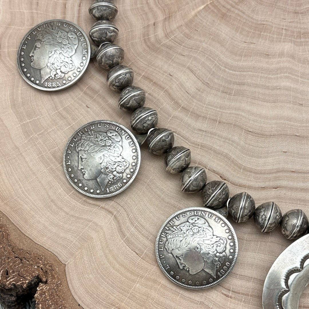 Native 1970s Native American NAVAJO Naja Necklace Morgan Dollars Size ONE SIZE - 3 Thumbnail