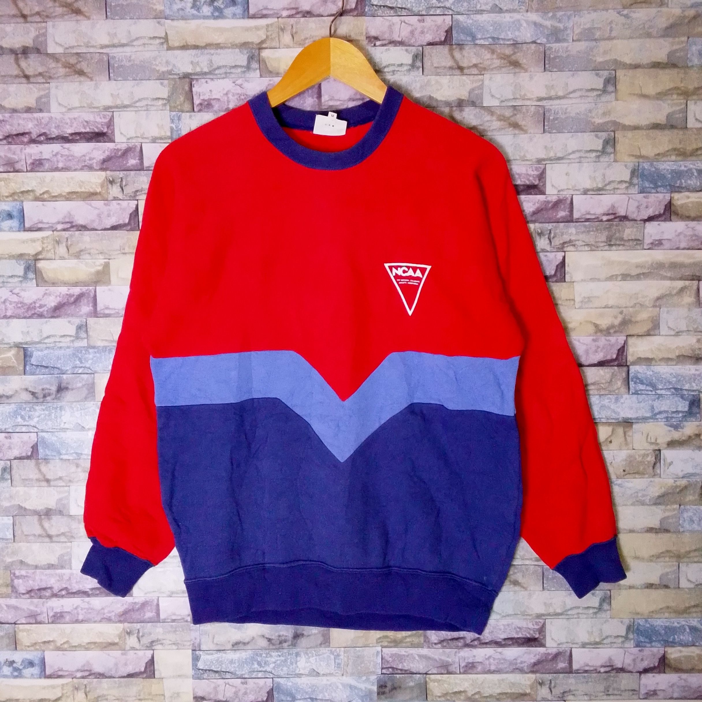 Vintage Vintage NCAA Sweatshirt Sports Be In It Size US M / EU 48-50 / 2 - 2 Thumbnail