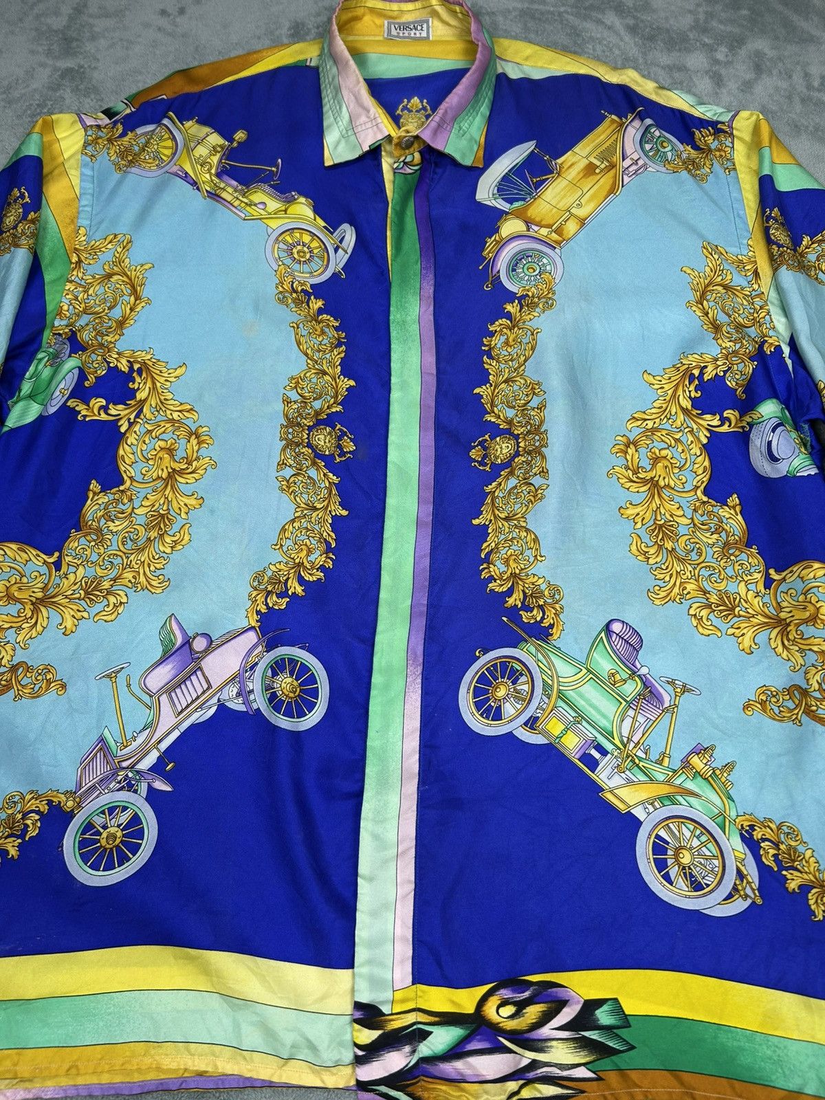 Versace Vintage Versace Sport Silk Venetian Shirt Size US L / EU 52-54 / 3 - 3 Thumbnail