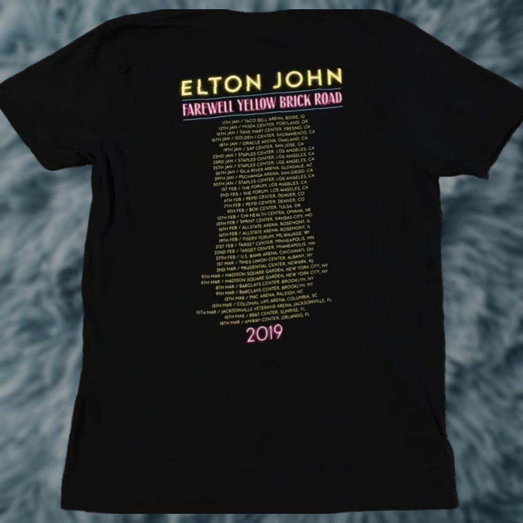 Vintage VINTAGE Elton John Farewell Yellow Brick Road Tour Shirt L Men's Black Rock Concert Band Retro Graphic Tee Size US L / EU 52-54 / 3 - 1 Thumbnail