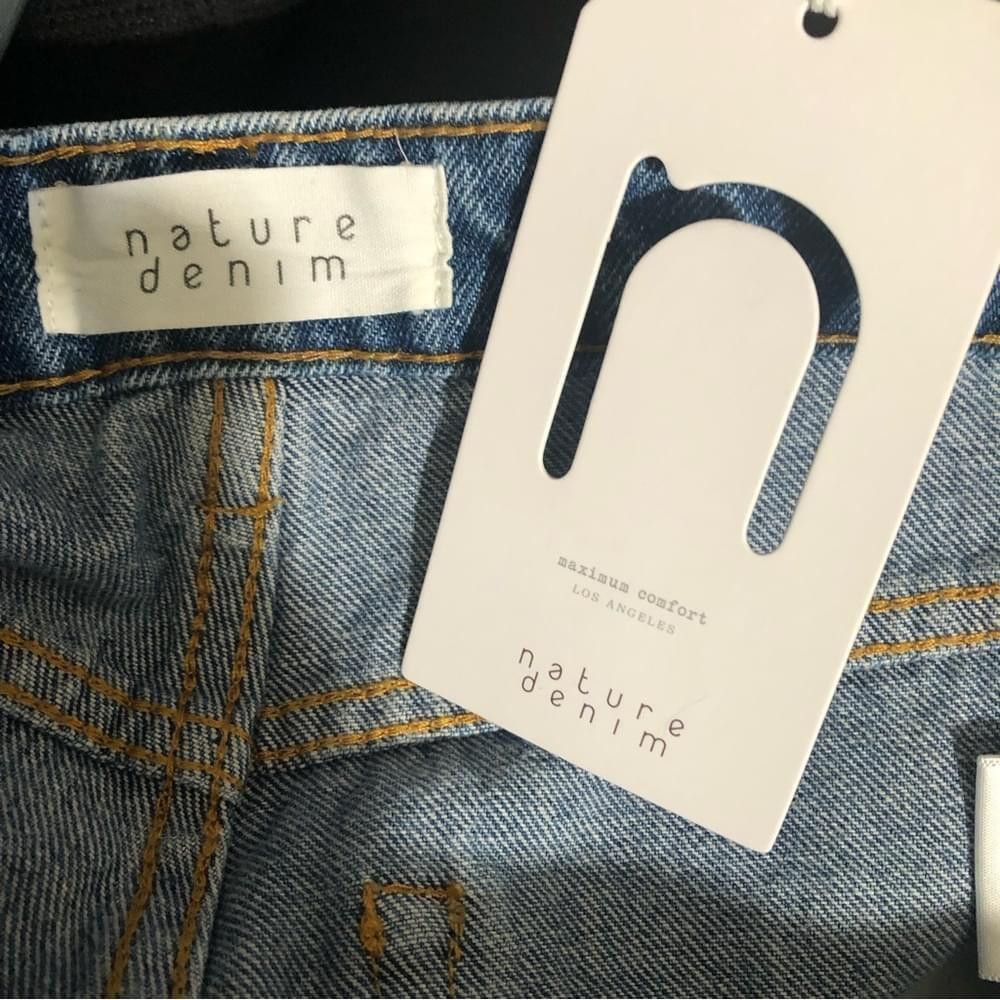 Other NWT light blue distressed high rise mom’s style jeans sz 24 Size 24" / US 00 / IT 34 - 6 Thumbnail