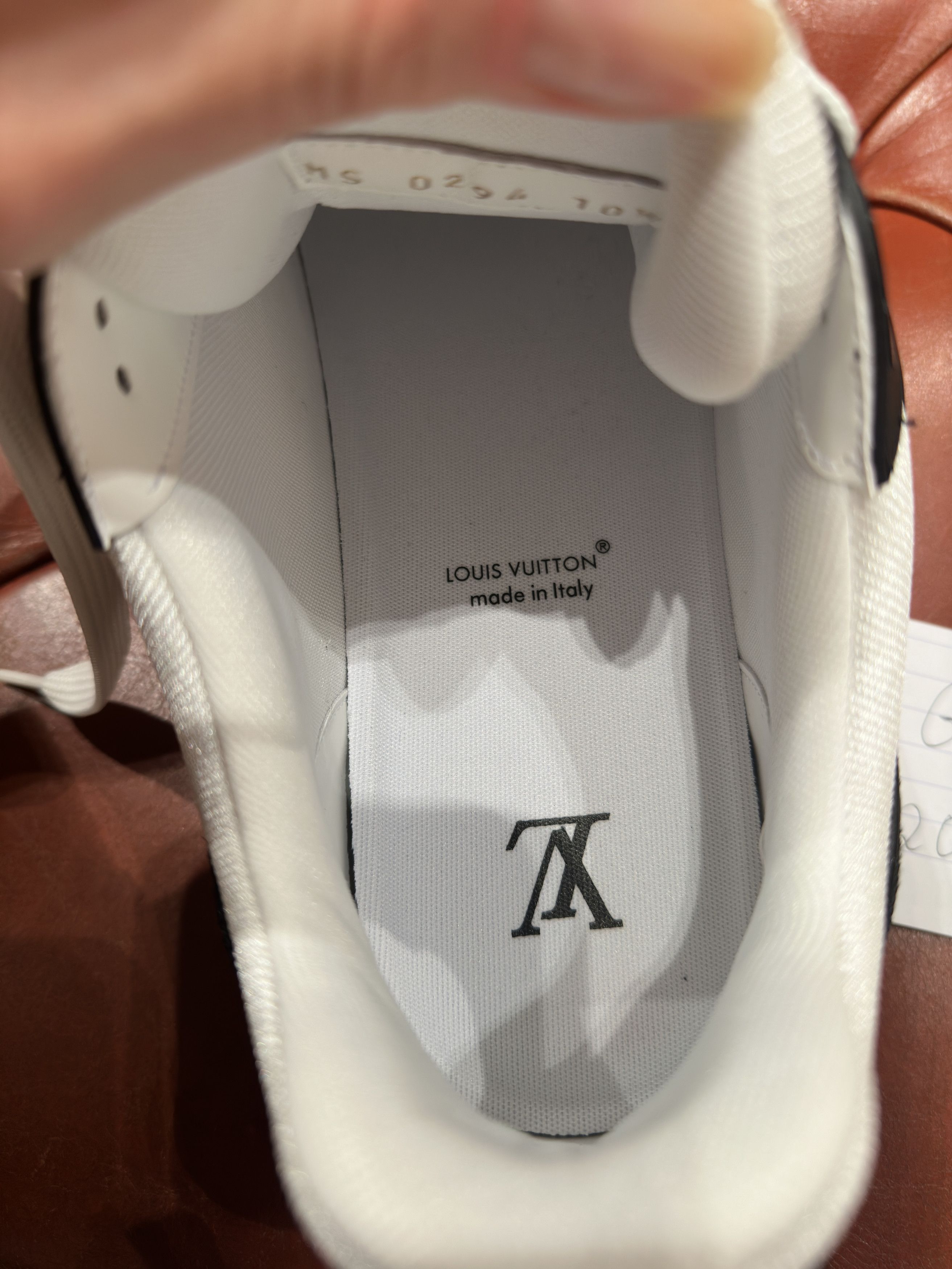 Louis Vuitton Louis Vuitton Trainer Sneaker Size US 10.5 / EU 43-44 - 7 Thumbnail