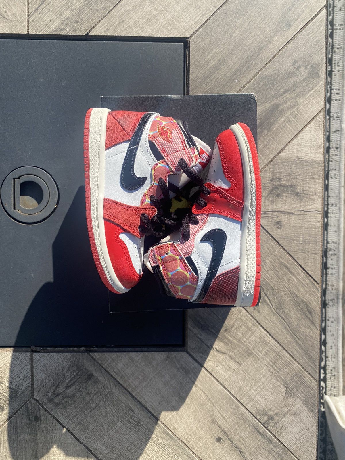 Jordan Brand Spider~Verse OG High 1 Size US 8 / EU 41 - 8 Thumbnail