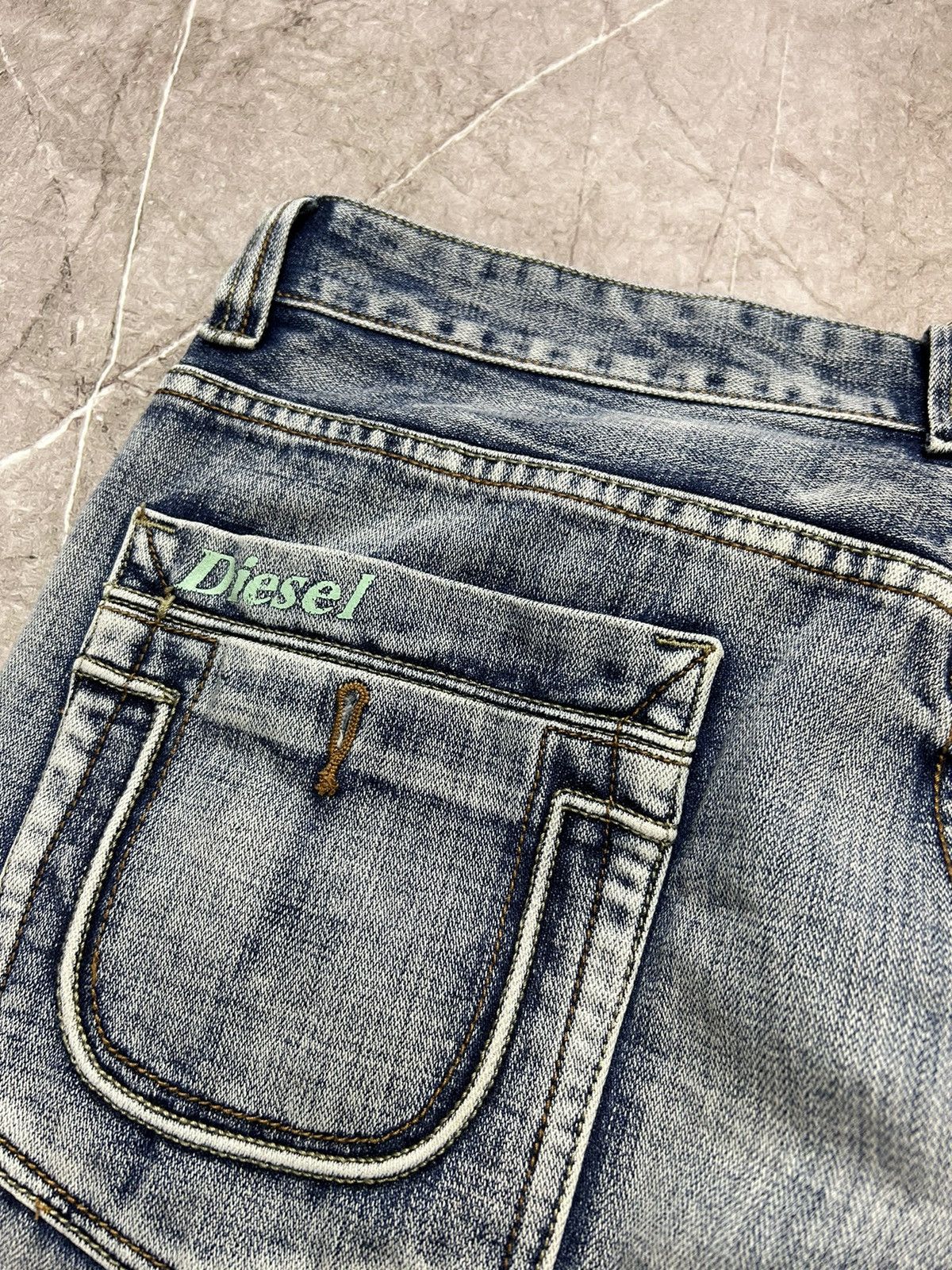 Diesel × Diesel Black Gold Rare Vintage 90s Diesel Industrtry Faded Blue Jeans Size US 36 / EU 52 - 9 Thumbnail
