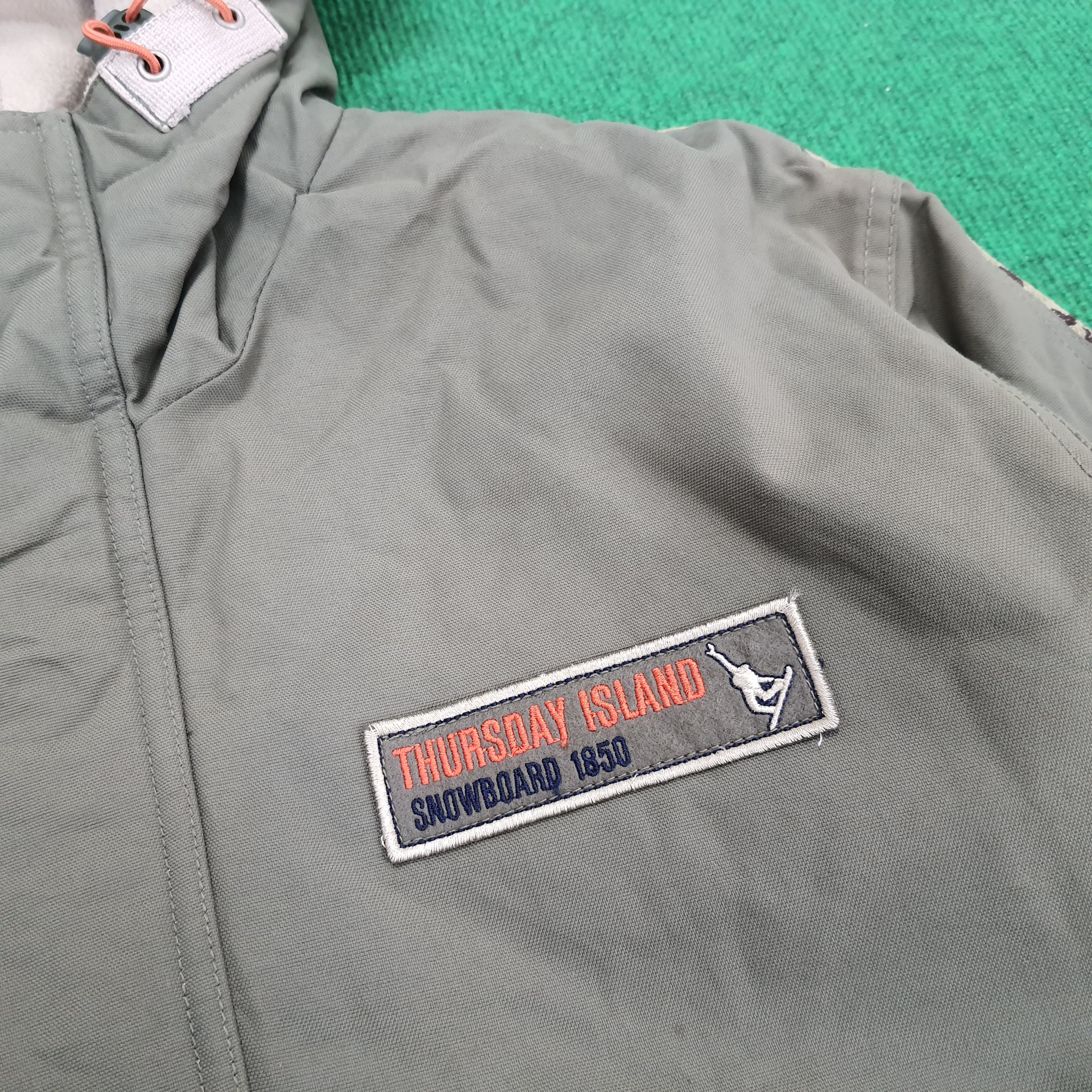 Vintage Vintage Snowboards Thursday Island Jacket Size US XL / EU 56 / 4 - 3 Thumbnail