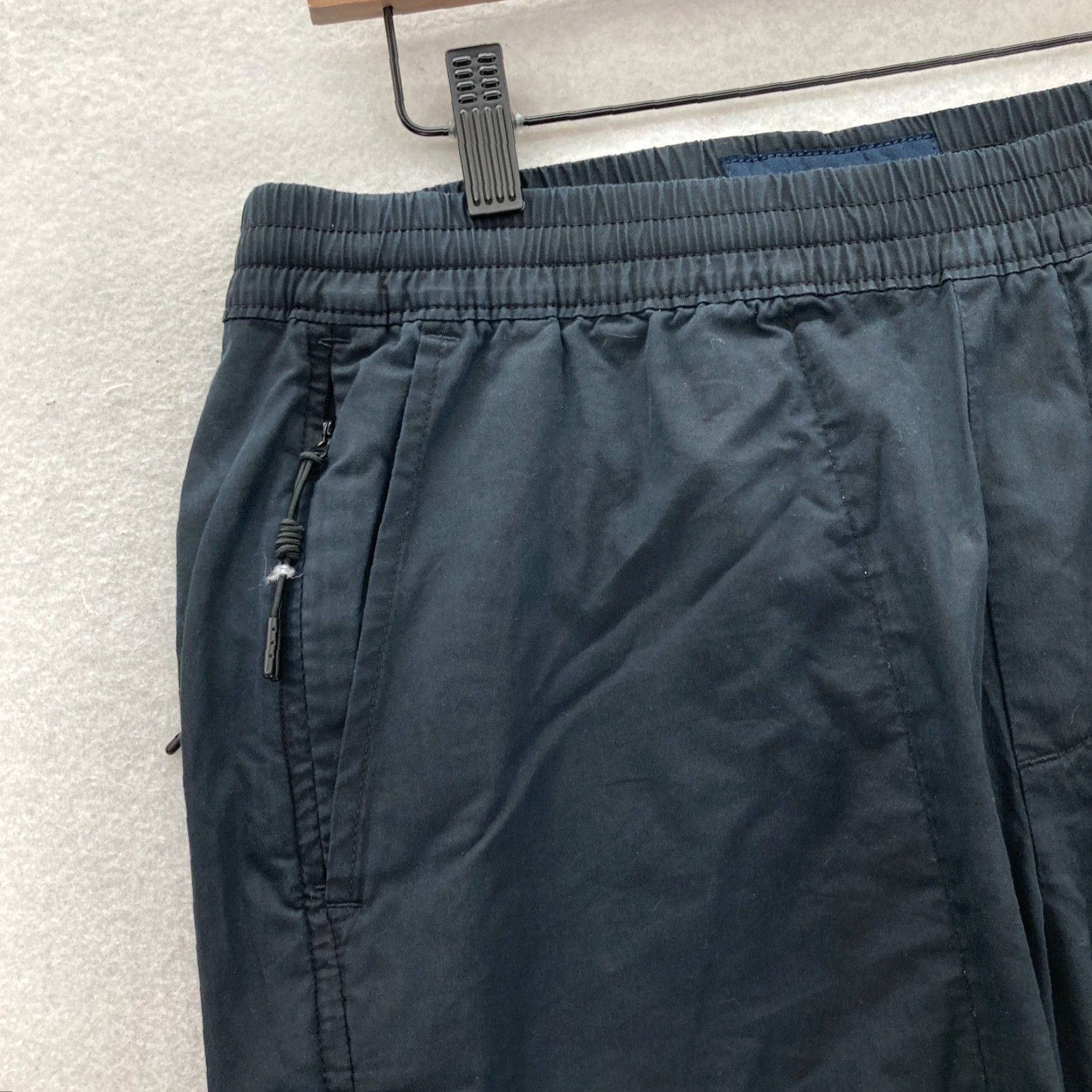 Abercrombie & Fitch Abercrombie & Fitch Tech Jogger Pants Mens Medium Black Stretch Taper Drawstring Size US 31 - 4 Thumbnail