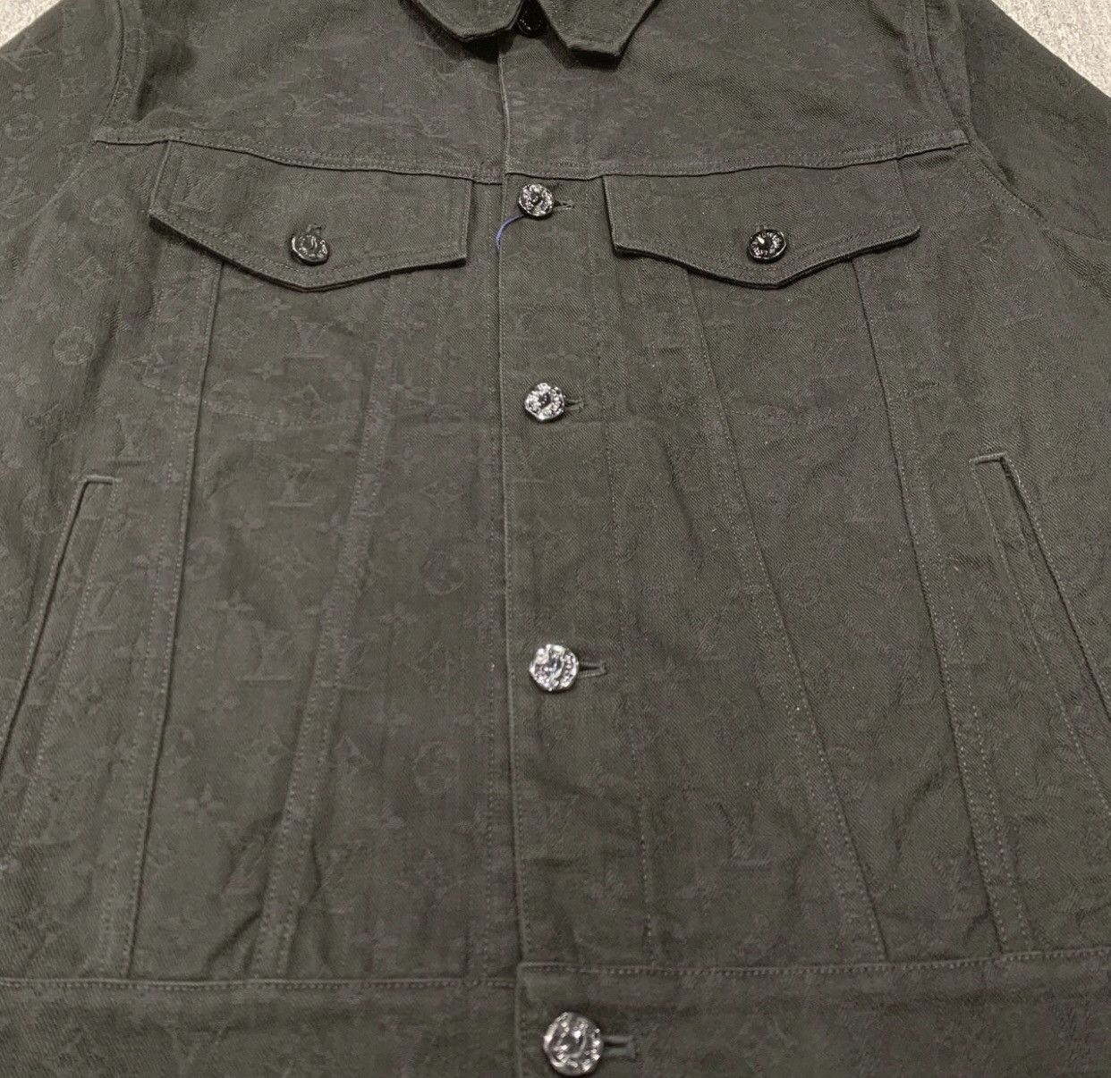 Louis Vuitton Louis Vuitton Black floral jacket with dark patterns jacket Size US XL / EU 56 / 4 - 5 Thumbnail