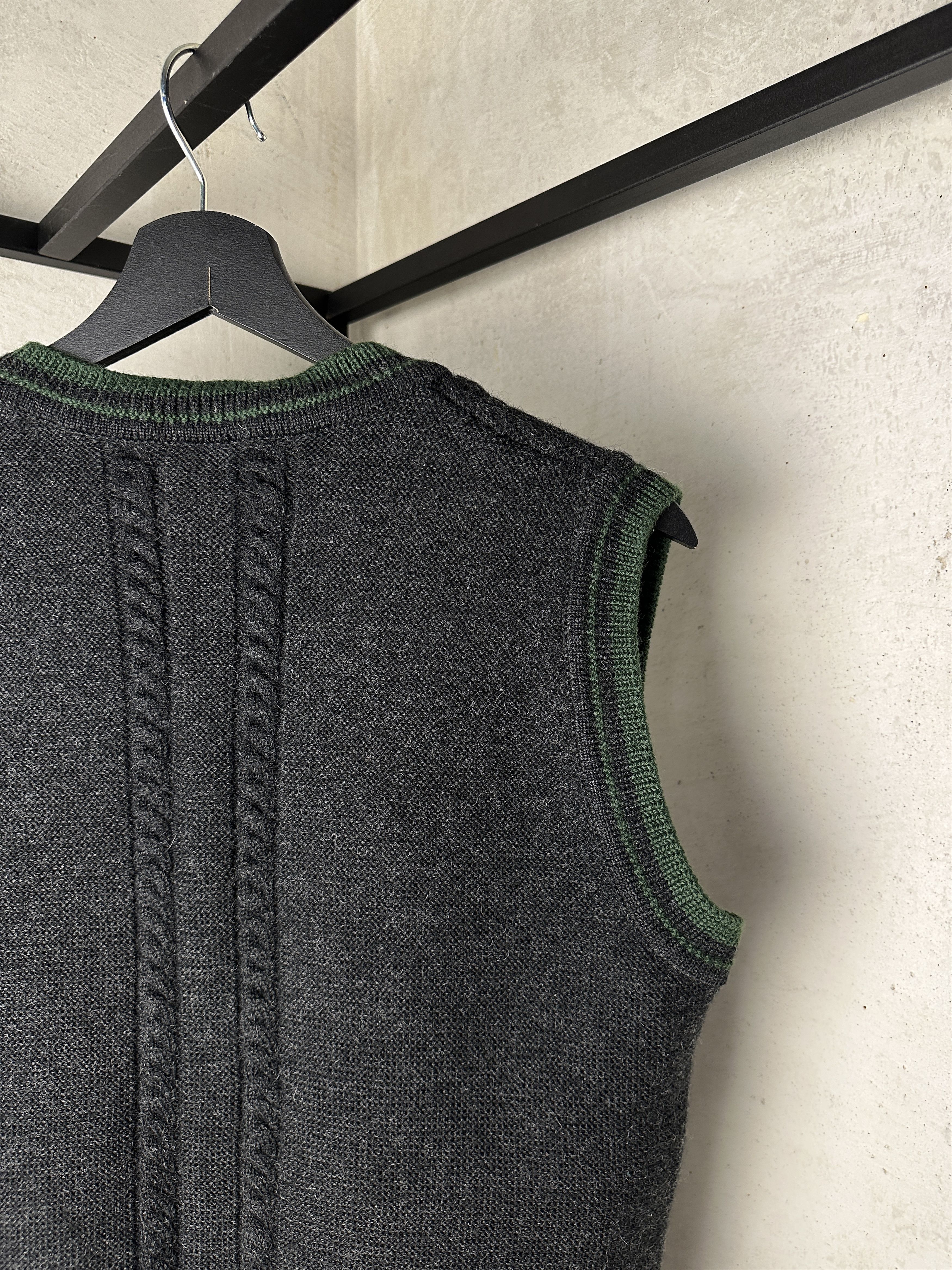 Vintage Vintage H.Moser Wool Vest Size US XS / EU 42 / 0 - 4 Thumbnail